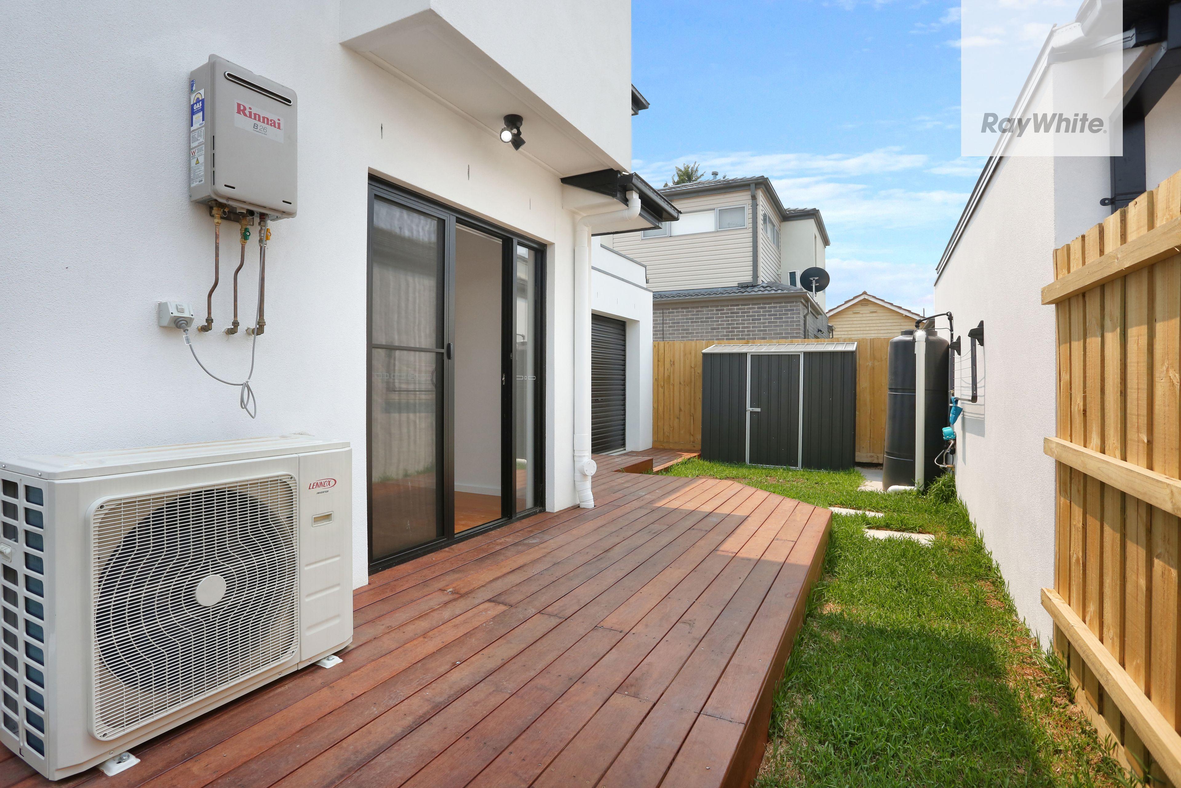 Townhouse for Rent: Glenroy, VIC 3046, VIC, 3046