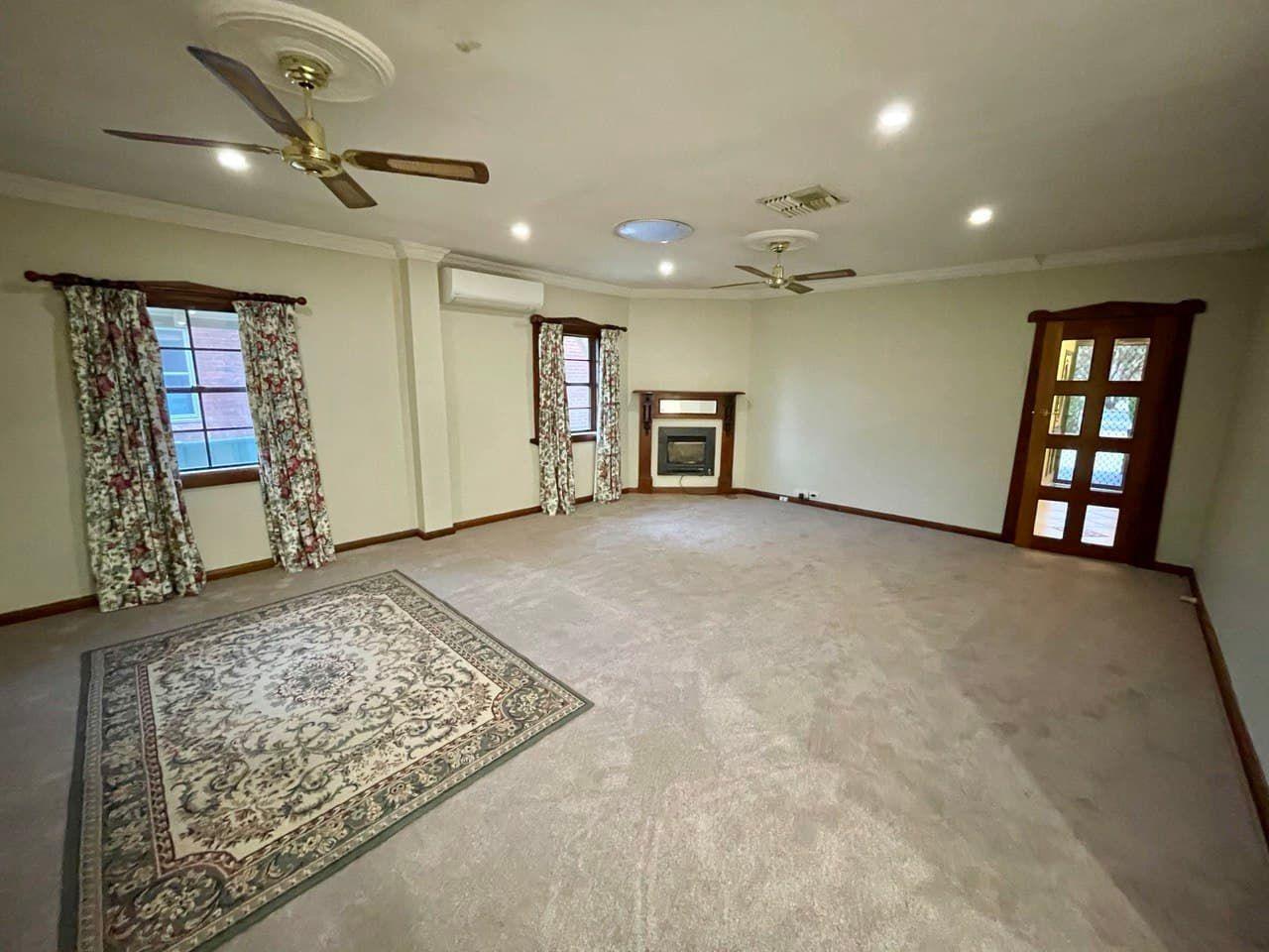 House for Rent: Parkes, NSW 2870, NSW, 2870