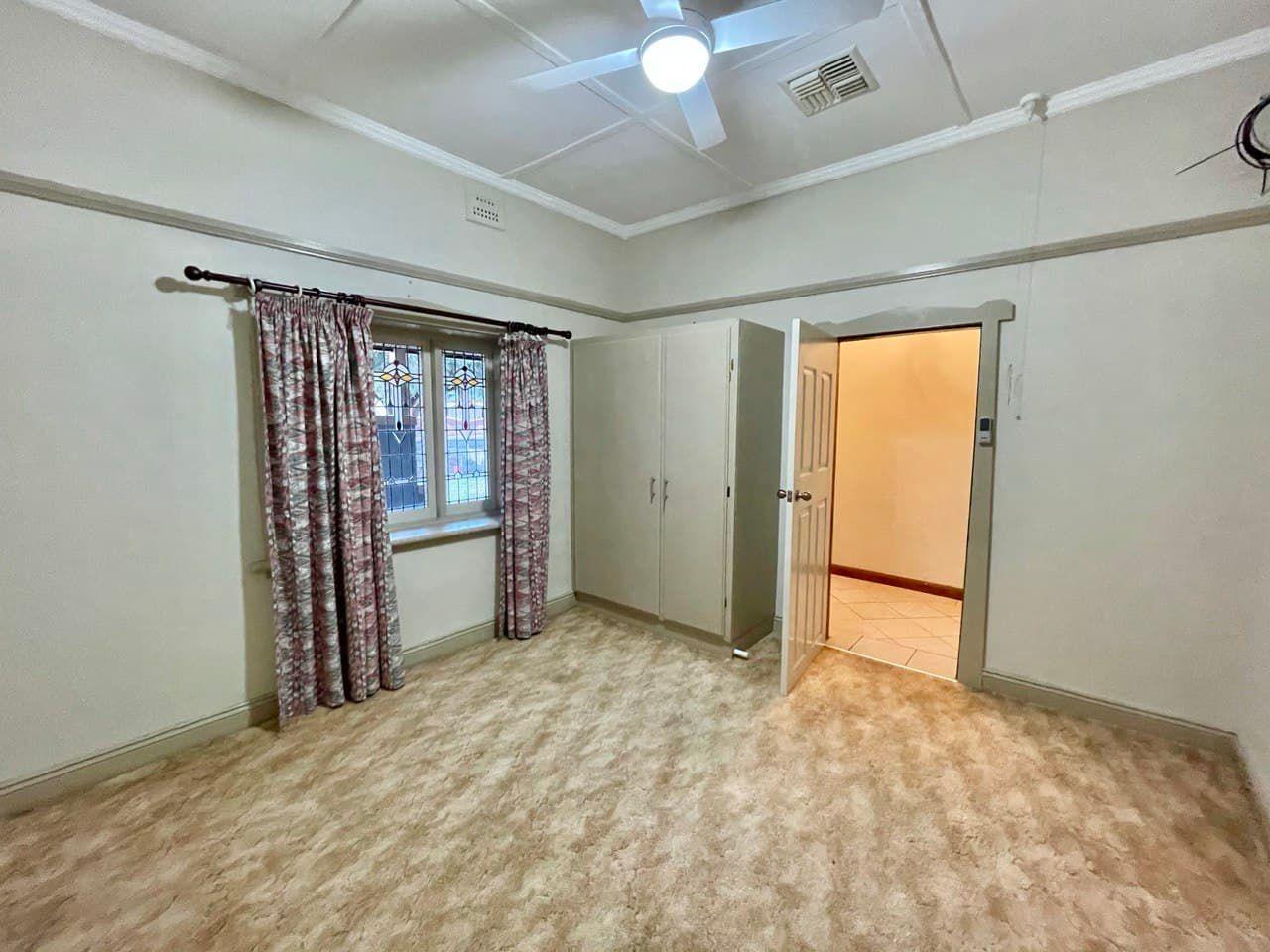 House for Rent: Parkes, NSW 2870, NSW, 2870