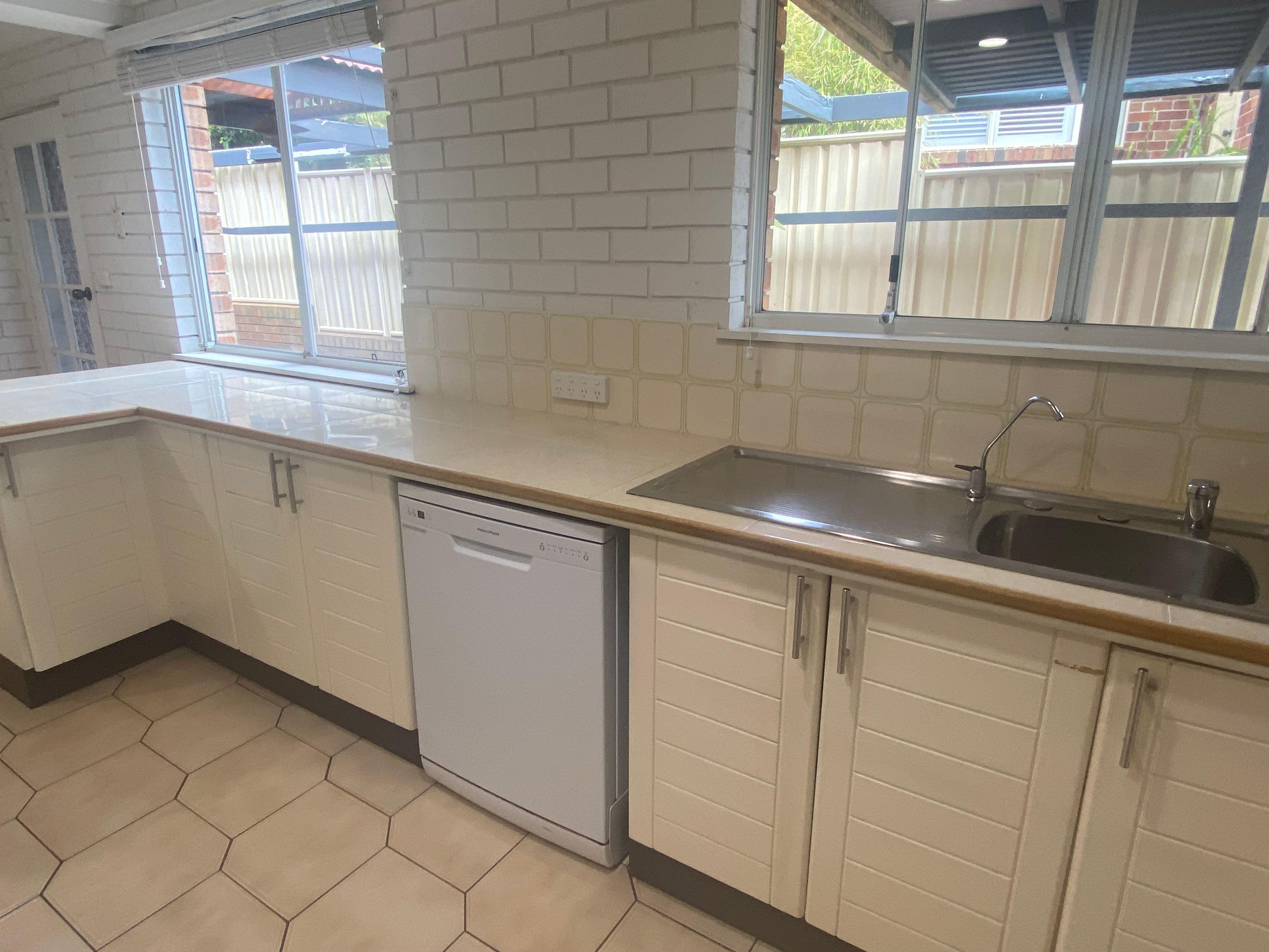 House for Rent: Mollymook, NSW 2539, NSW, 2539