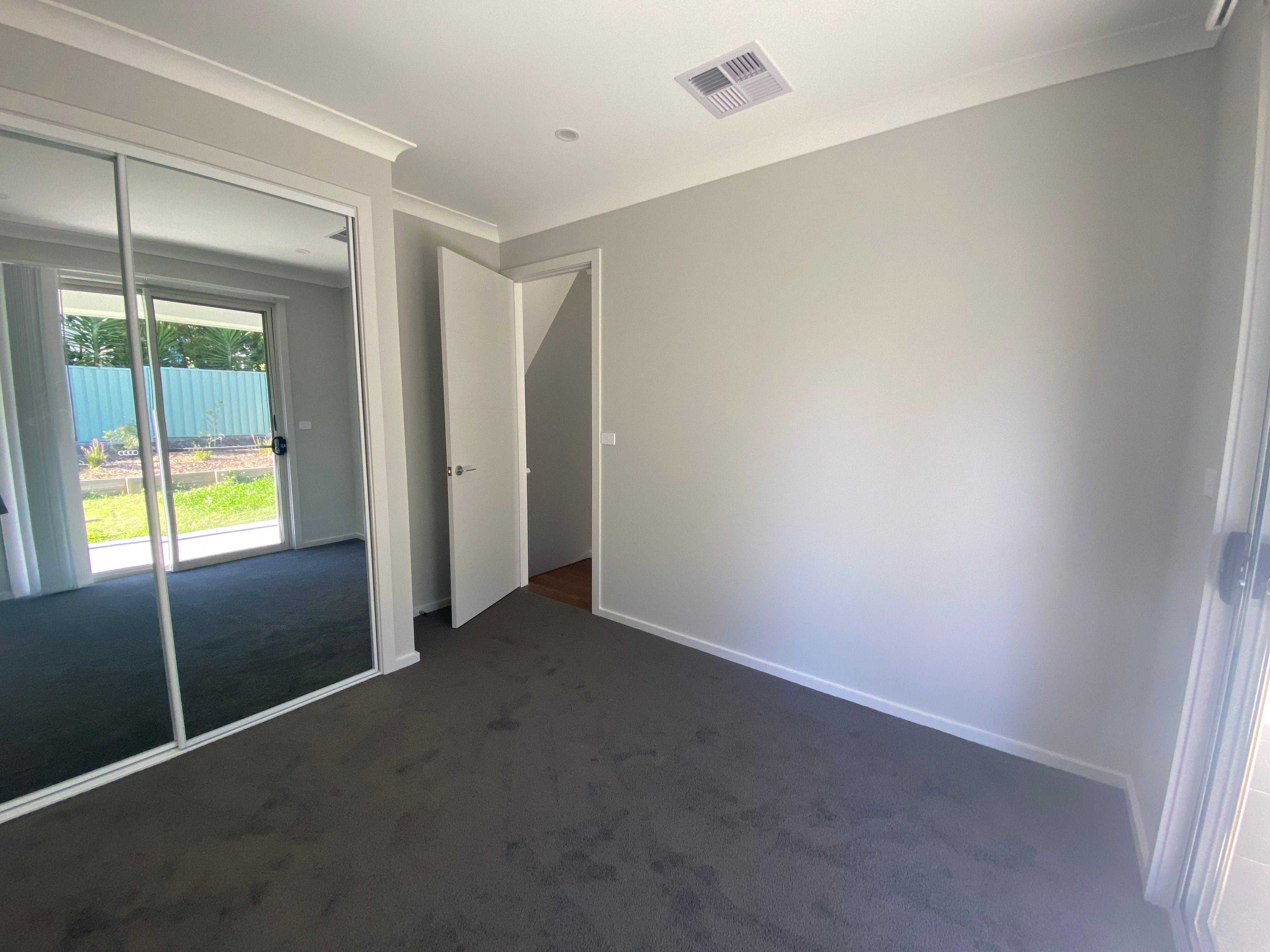 DuplexSemi-detached for Rent: Ulladulla, NSW 2539, NSW, 2539
