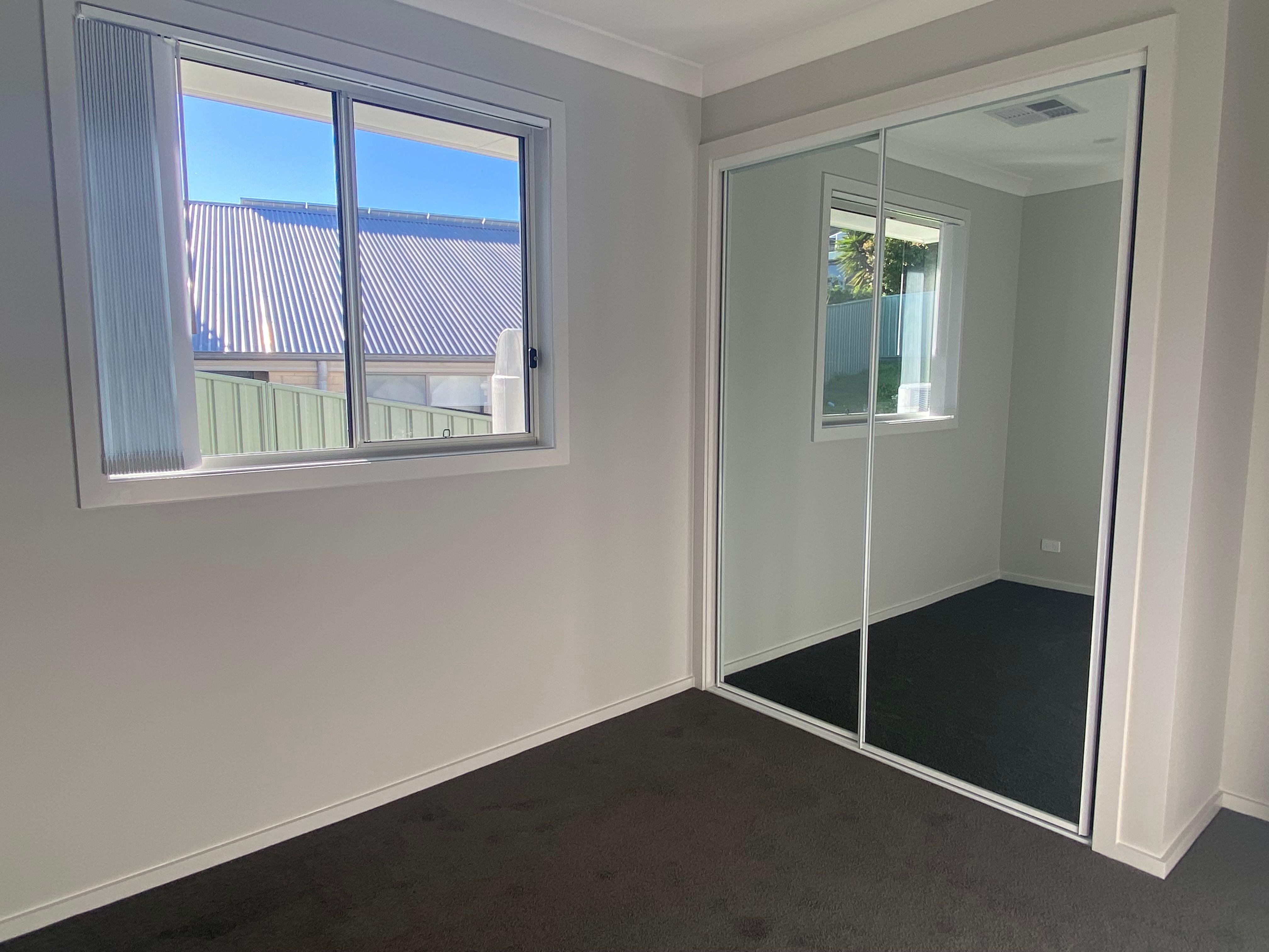 DuplexSemi-detached for Rent: Ulladulla, NSW 2539, NSW, 2539