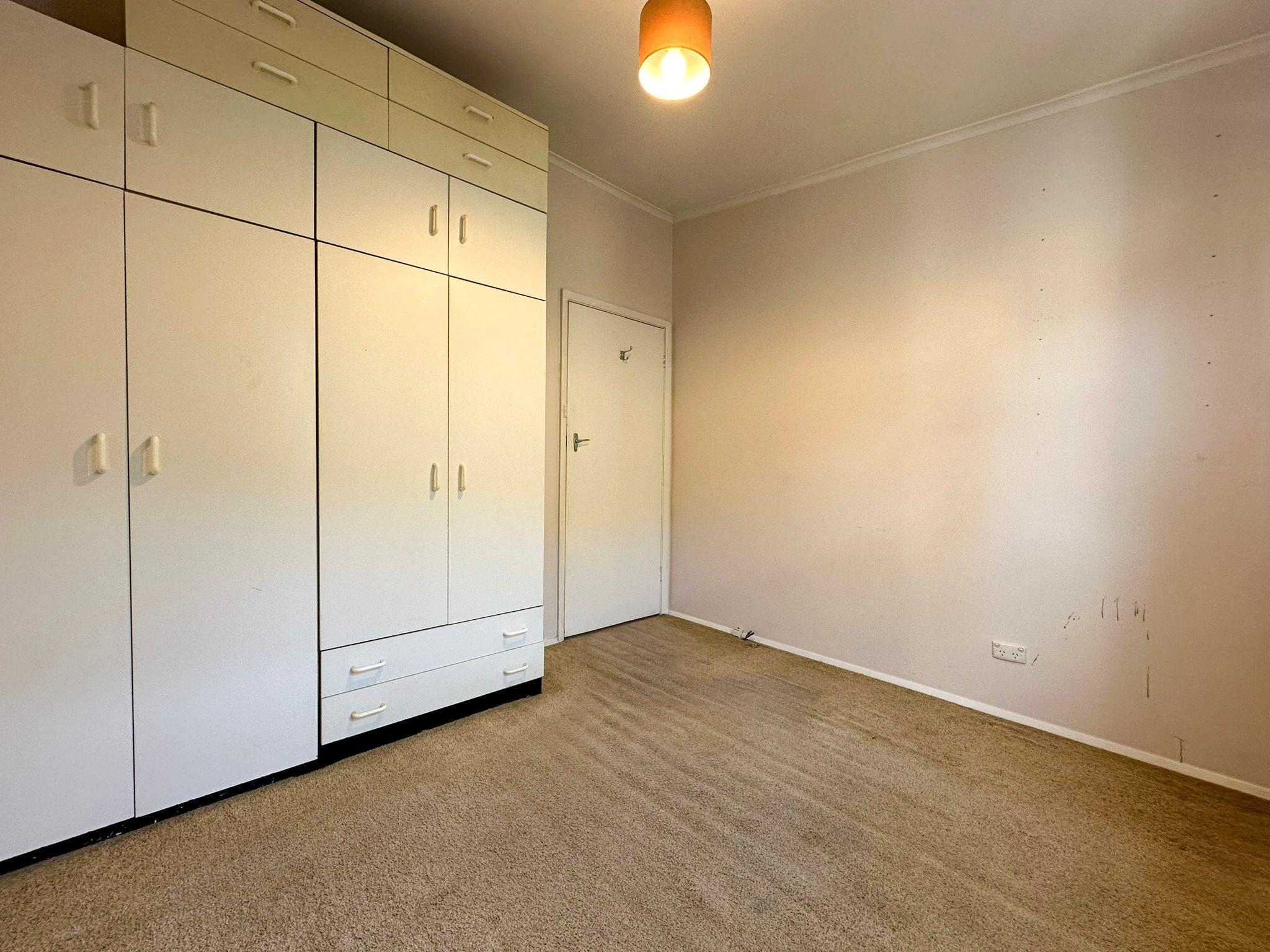 House for Rent: Leumeah, NSW 2560, NSW, 2560