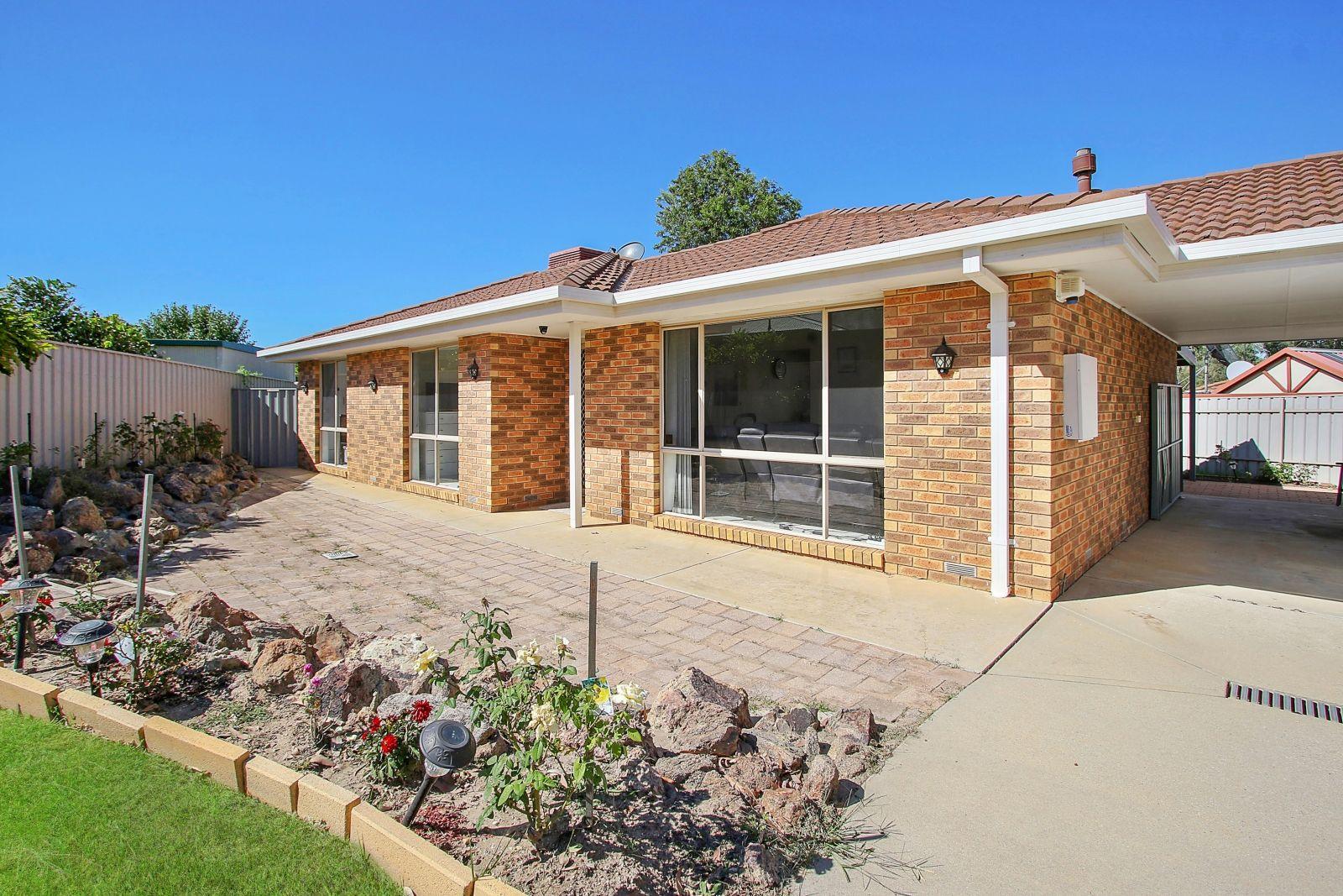 Dazzling Darri Drive!