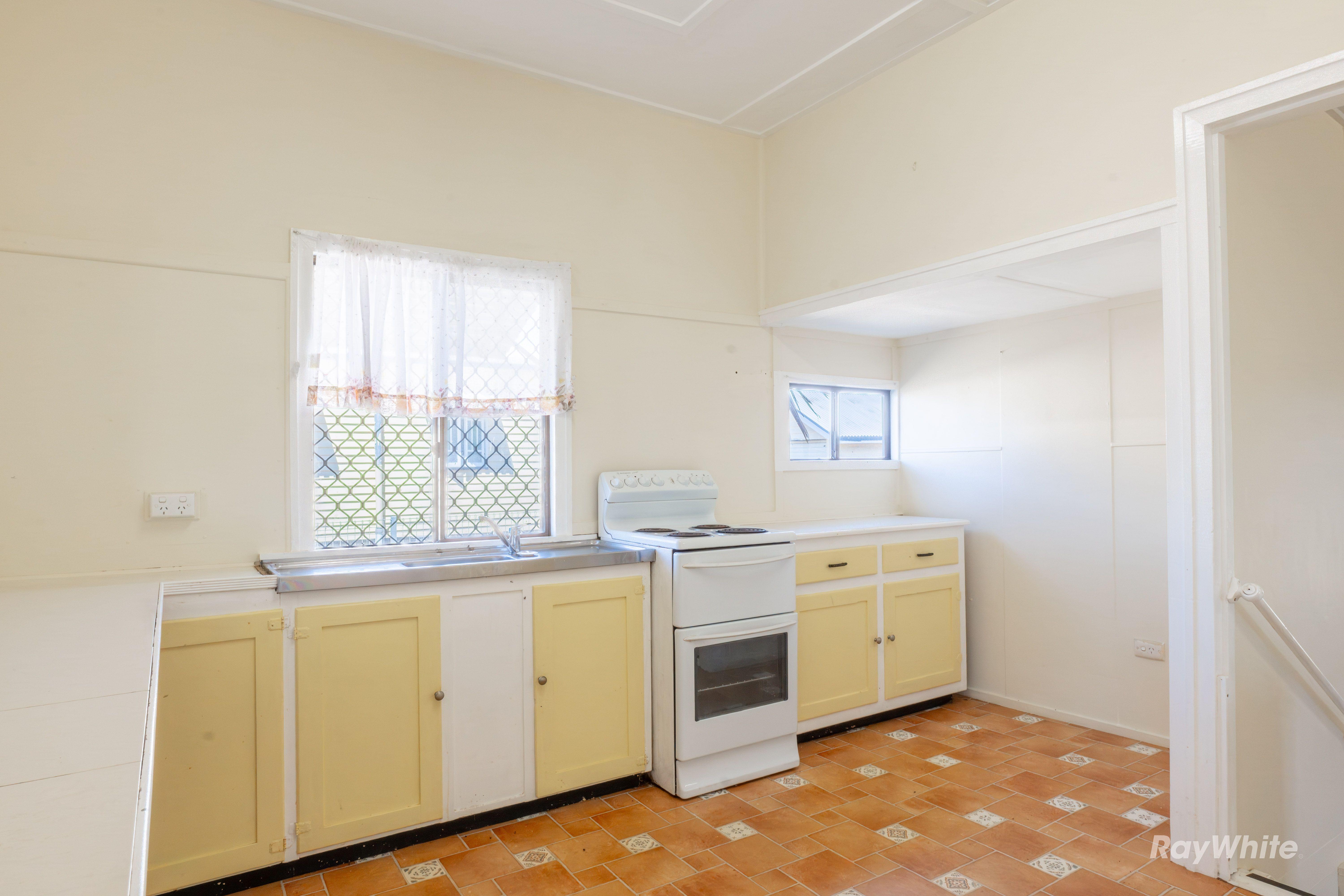 House for Rent: Walkervale, QLD 4670, QLD, 4670
