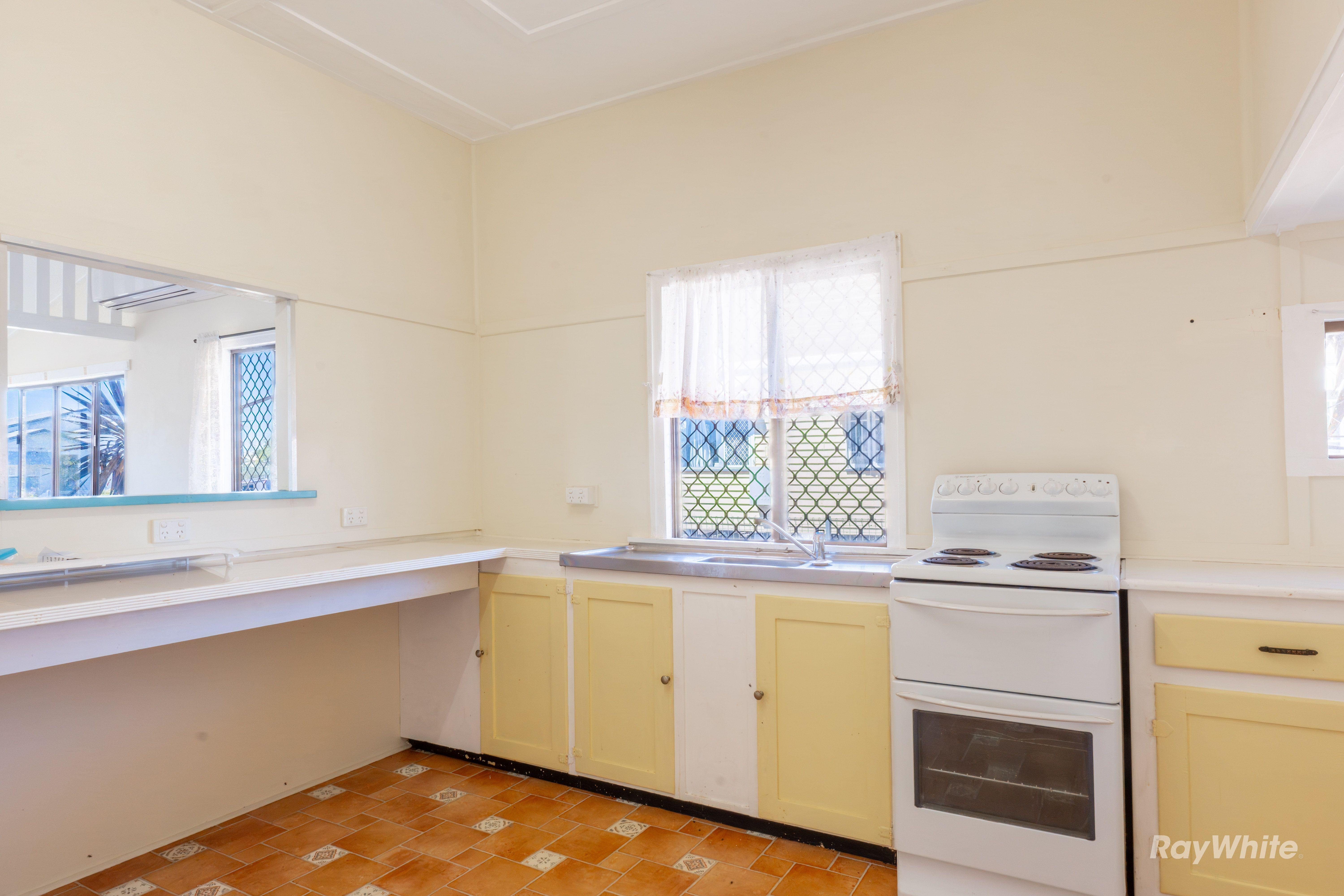 House for Rent: Walkervale, QLD 4670, QLD, 4670