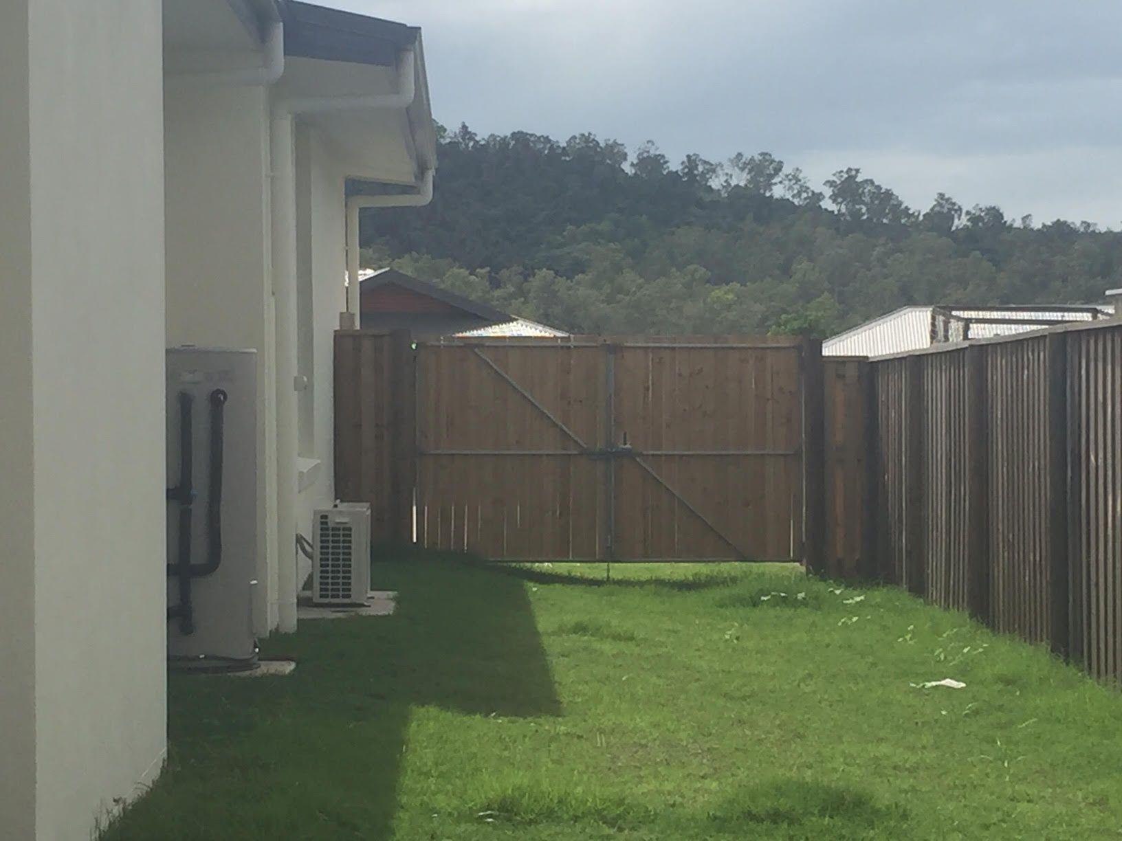 4 BEDROOM HOME IN REGATTA WATERS!