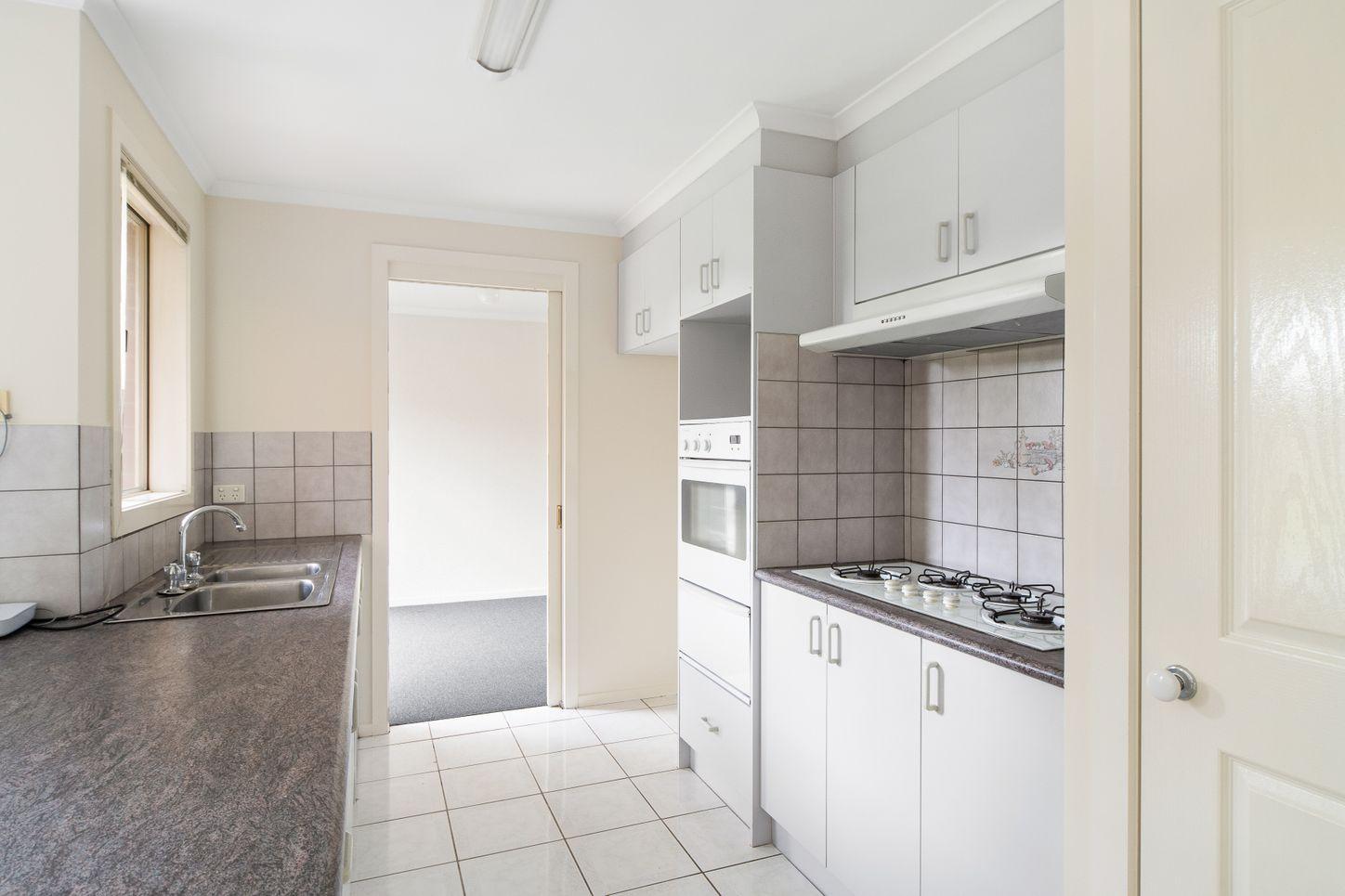 5 Shearer Court, FRANKSTON SOUTH, VIC 3199 - House for Rent - harcourts.net