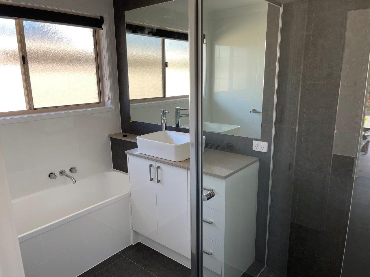 House for Rent: Parkwood, QLD 4214, QLD, 4214