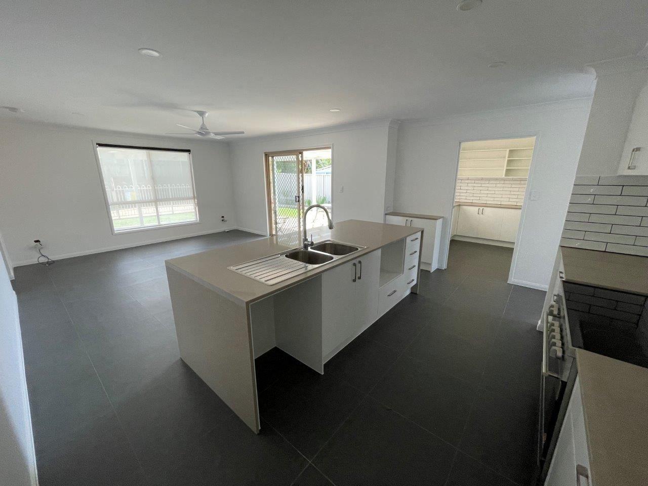 House for Rent: Parkwood, QLD 4214, QLD, 4214