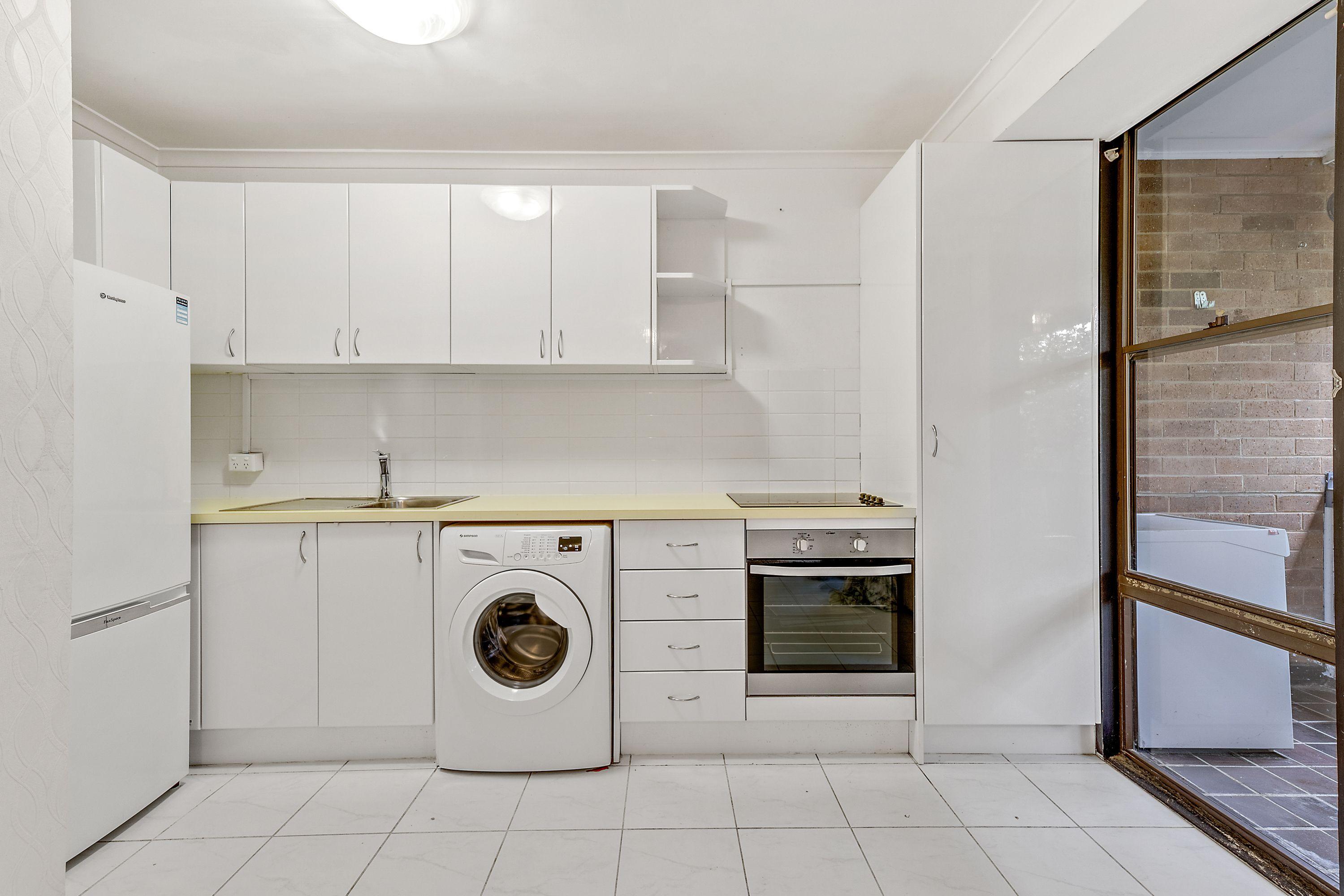 Apartment for Rent: Lyneham, ACT 2602, ACT, 2602