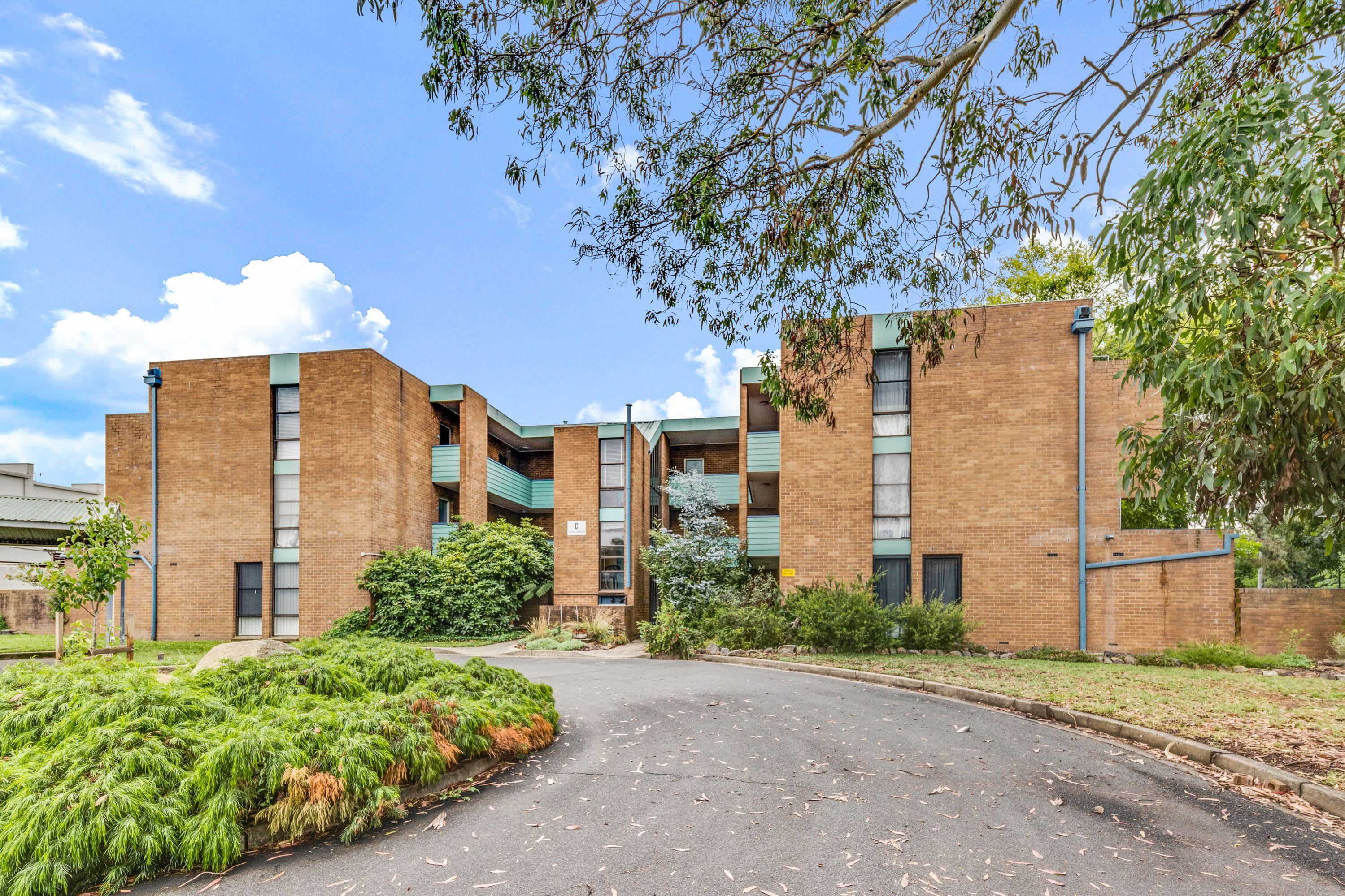 Apartment for Rent: Lyneham, ACT 2602, ACT, 2602