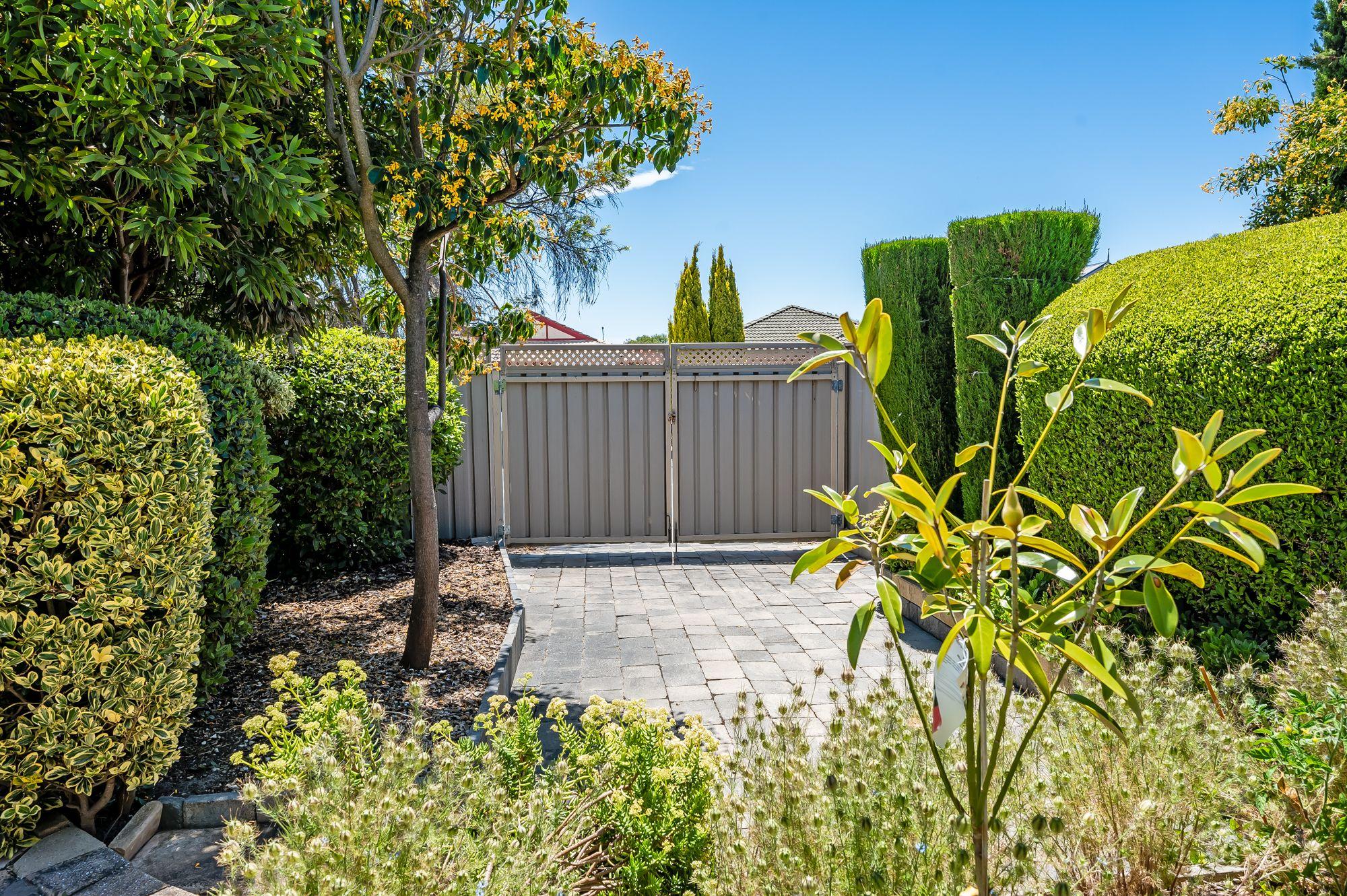 The Perfect Location - Just waiting for you!