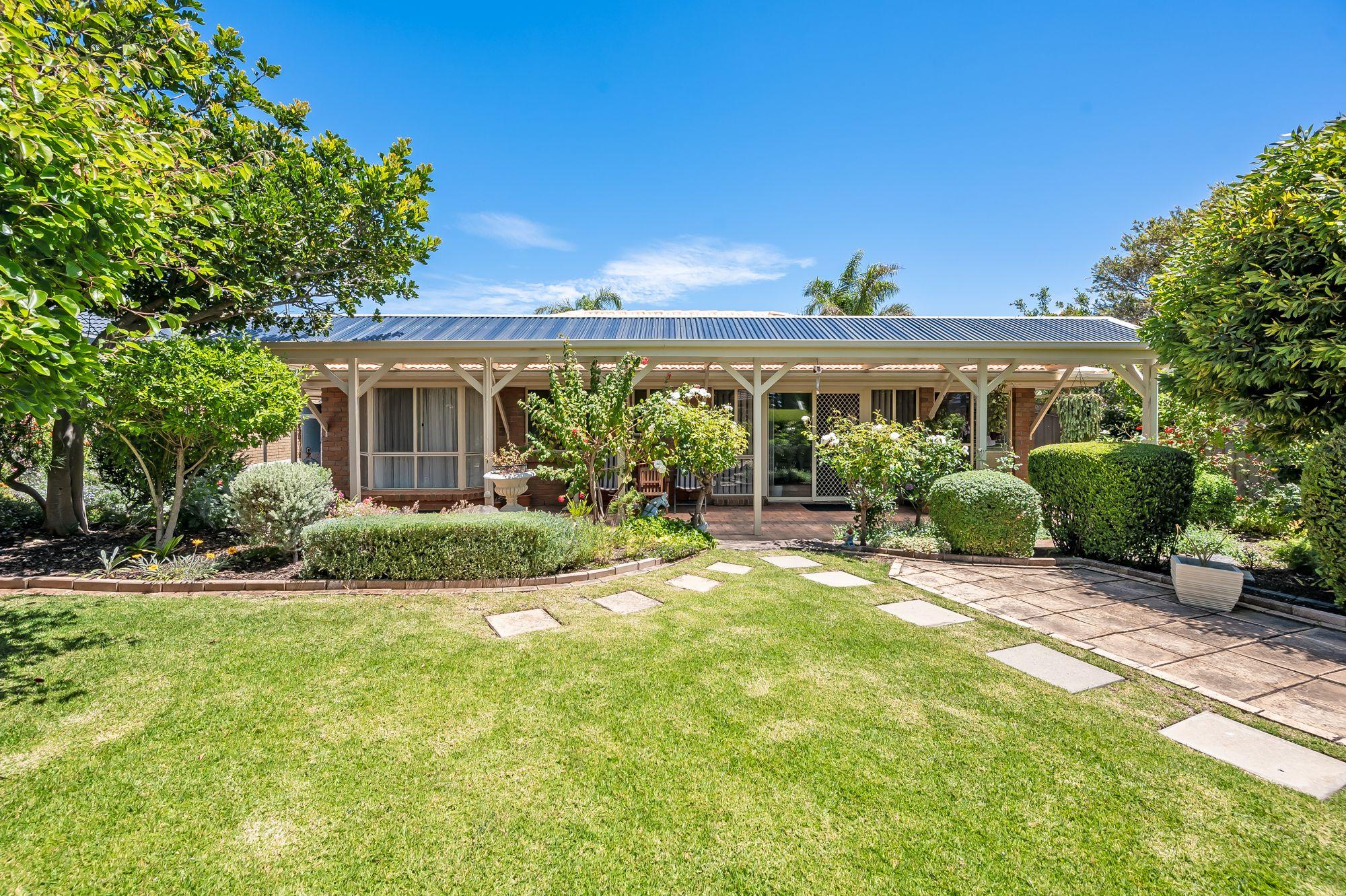 The Perfect Location - Just waiting for you!
