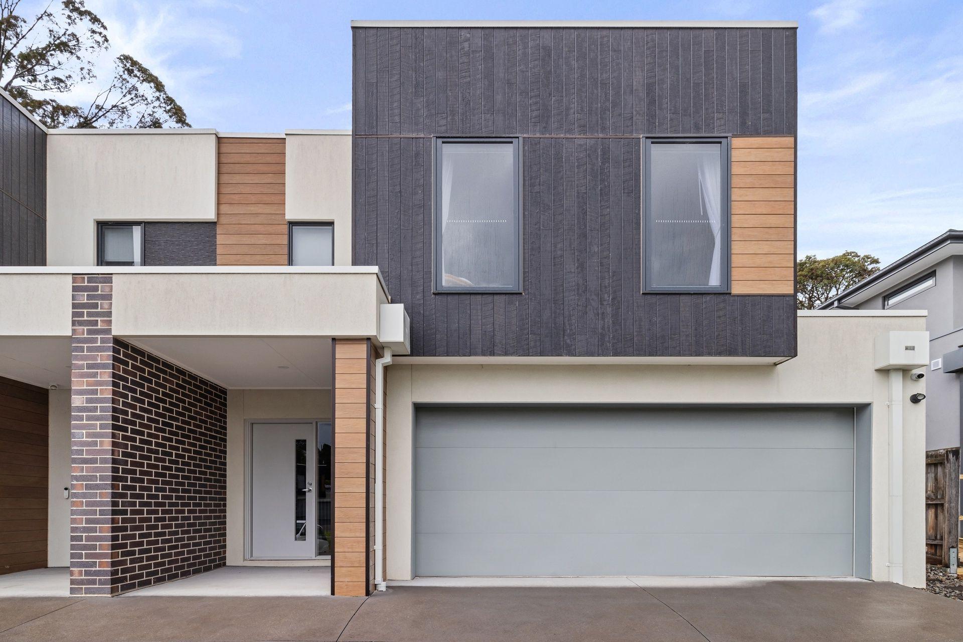 Prop-GPT: House: VIC Chirnside Park, VIC 3116 Home For Rent