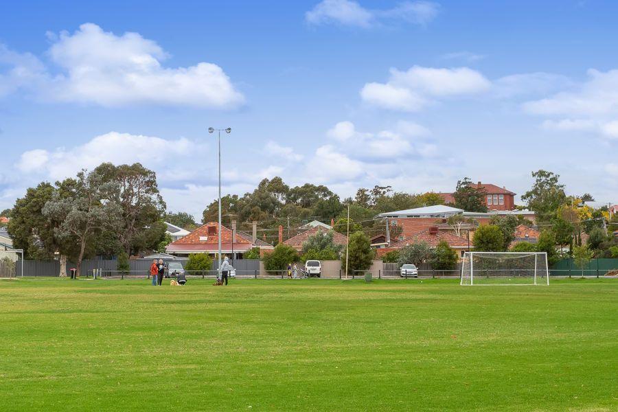 Townhouse for Rent: Brunswick West, VIC 3055, VIC, 3055