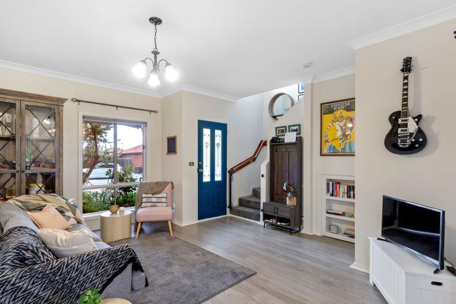 Townhouse for Rent: Brunswick West, VIC 3055, VIC, 3055