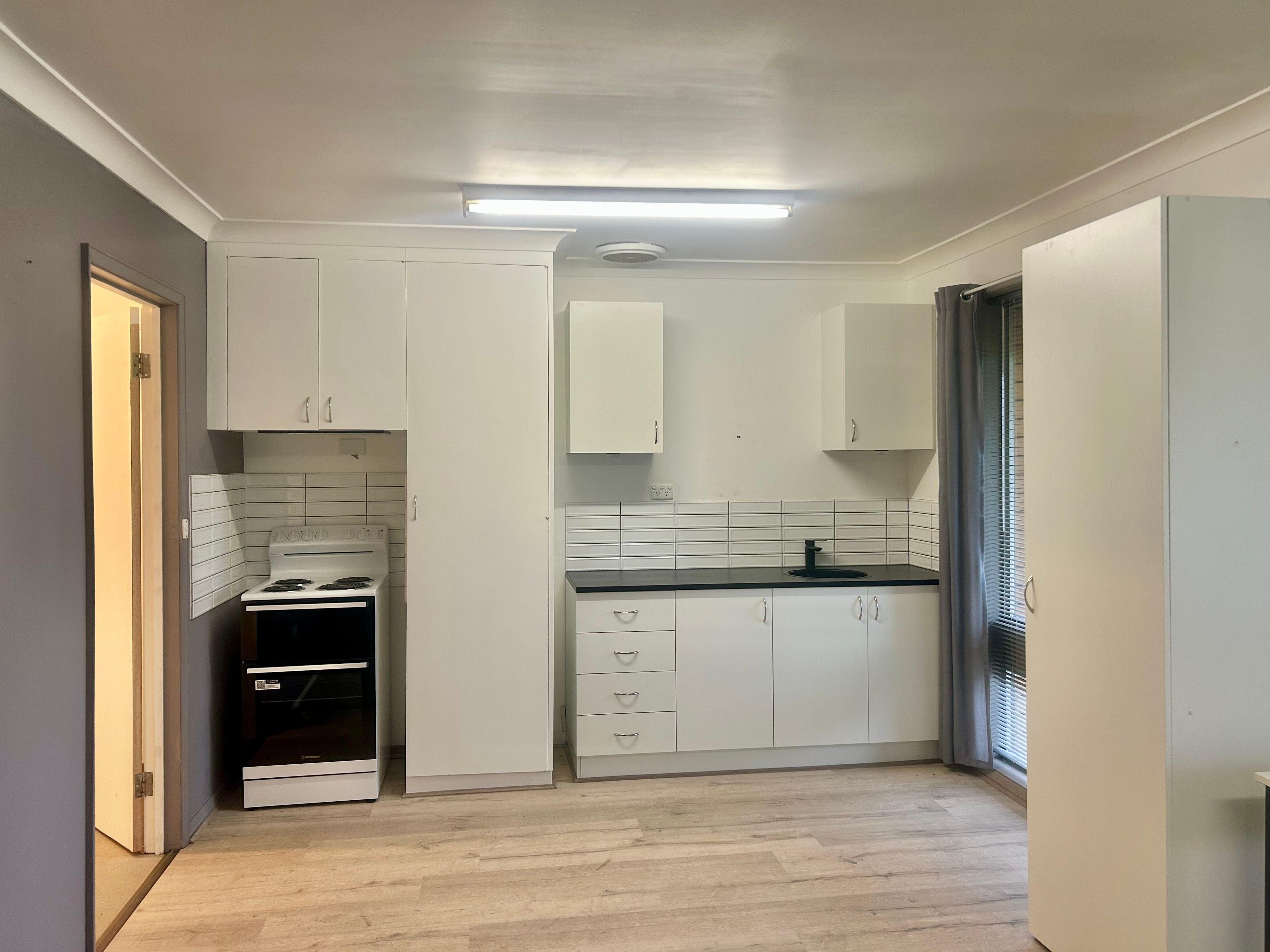 House for Rent: Camperdown, VIC 3260, VIC, 3260