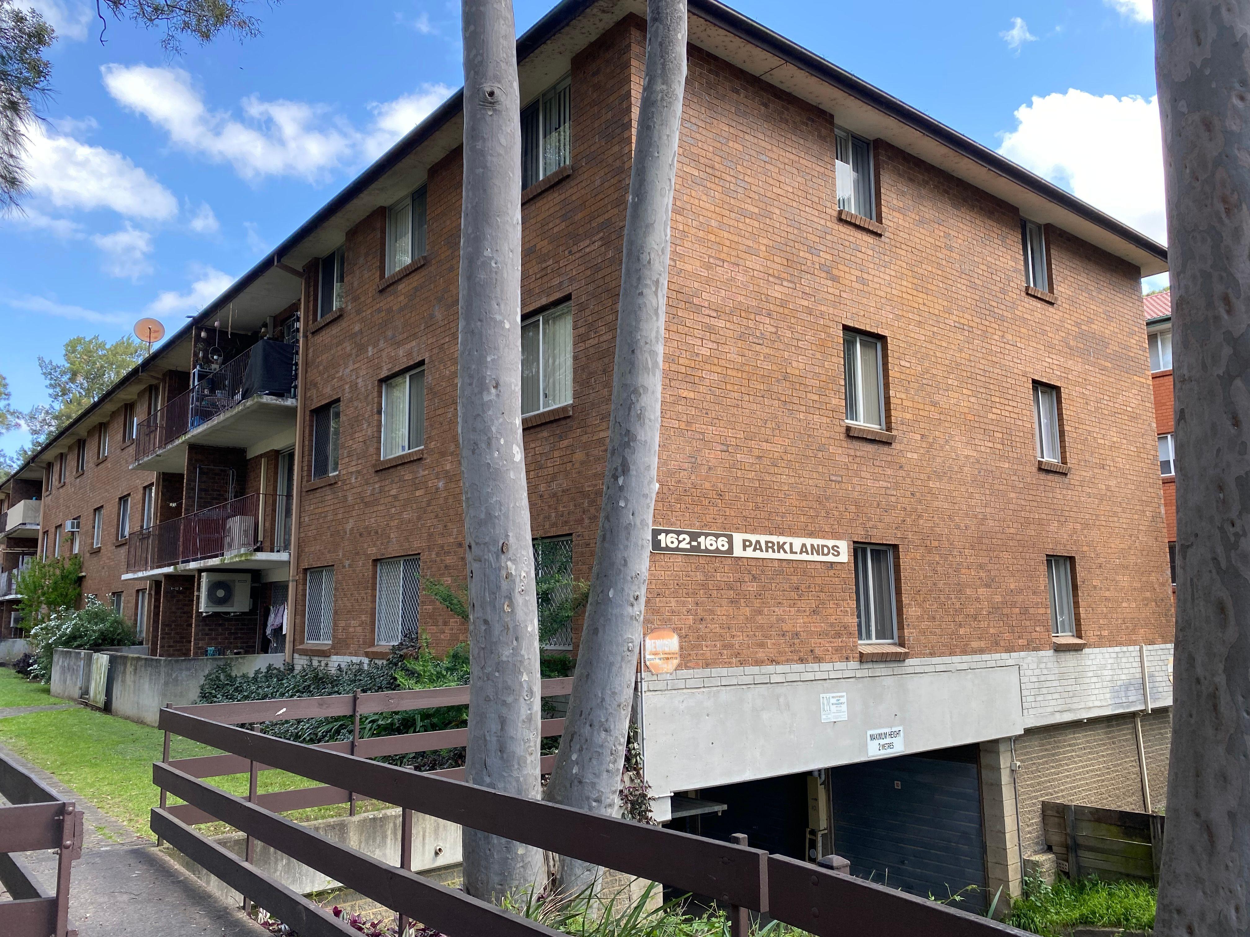 Prop-GPT: Unit: NSW Carramar, NSW 2163 Home For Rent