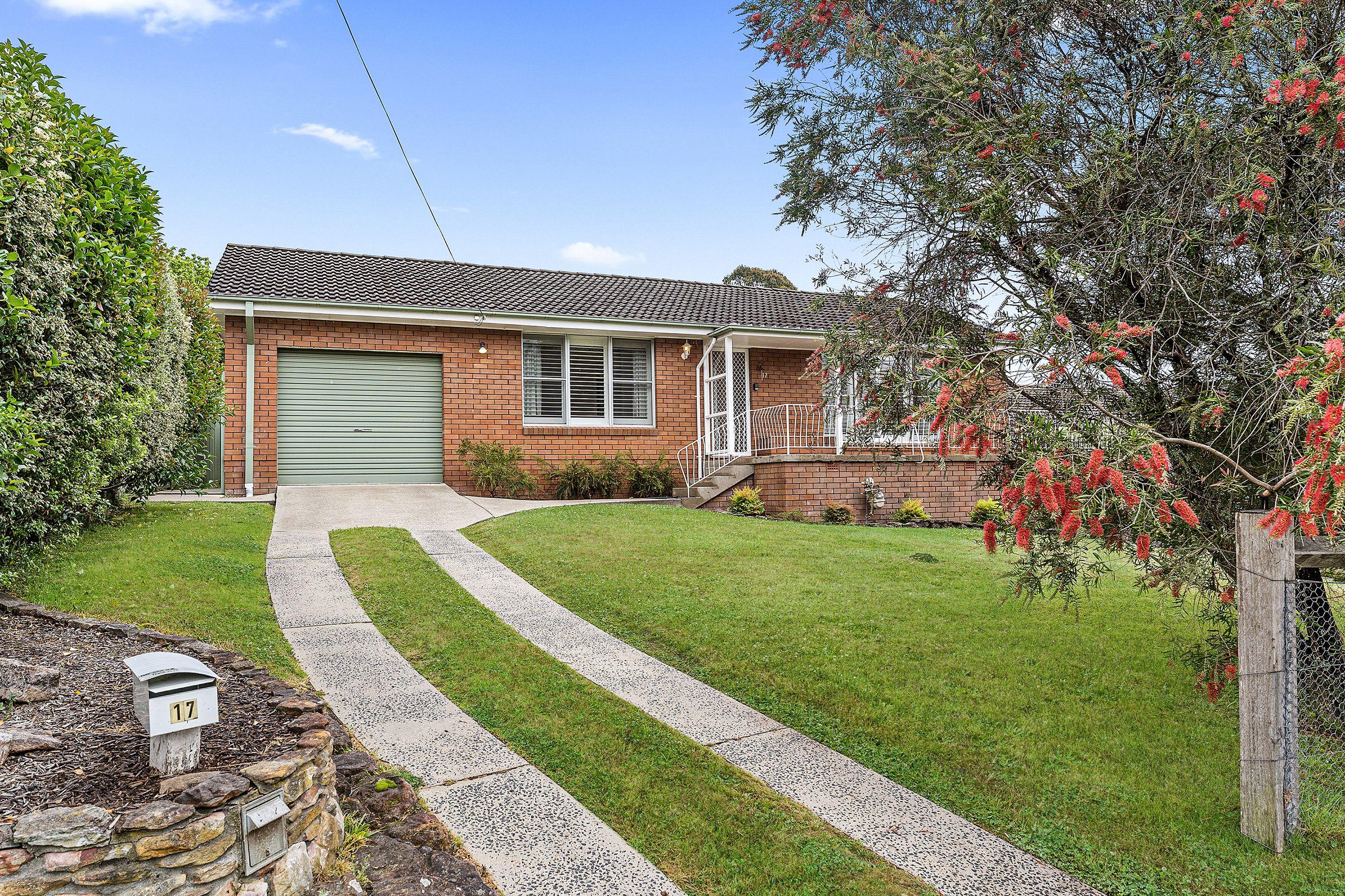Prop-GPT: House: NSW Moss Vale, NSW 2577 Home For Rent