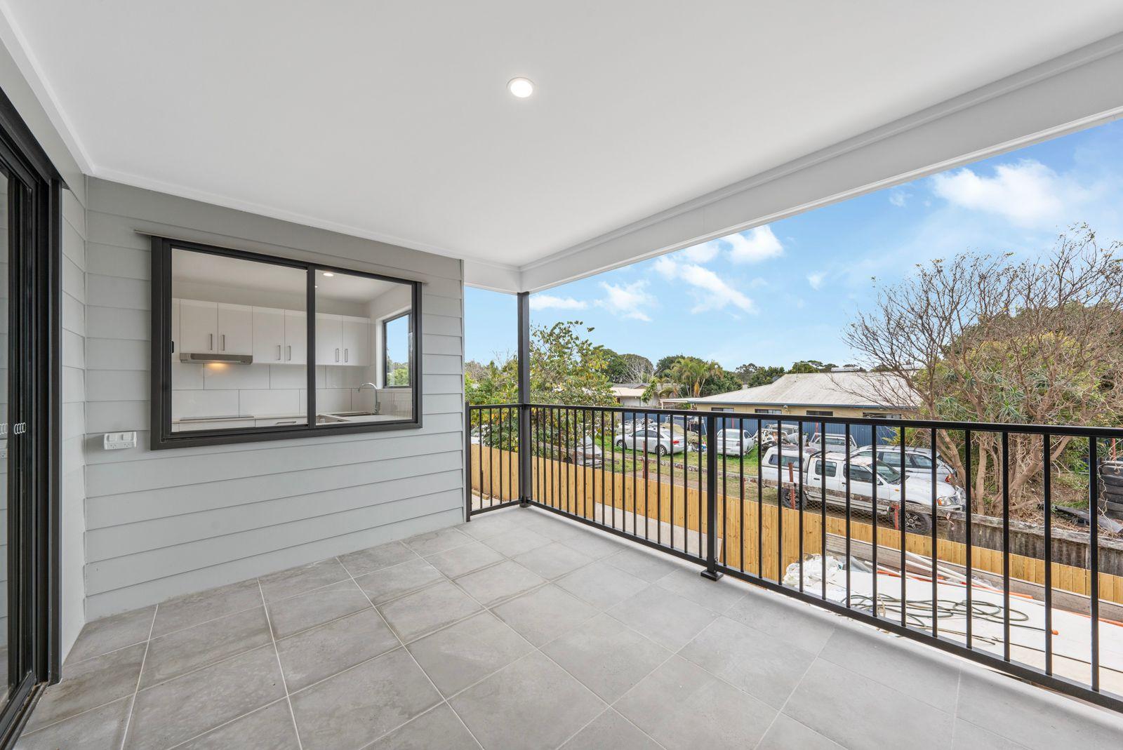 Prop-GPT: 'Townhouse: QLD Kallangur, QLD 4503 Home For Rent'