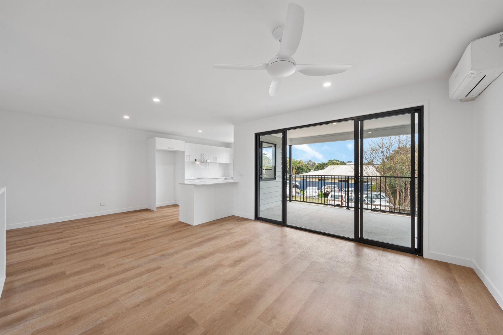 Townhouse for Rent: Kallangur, QLD 4503, QLD, 4503