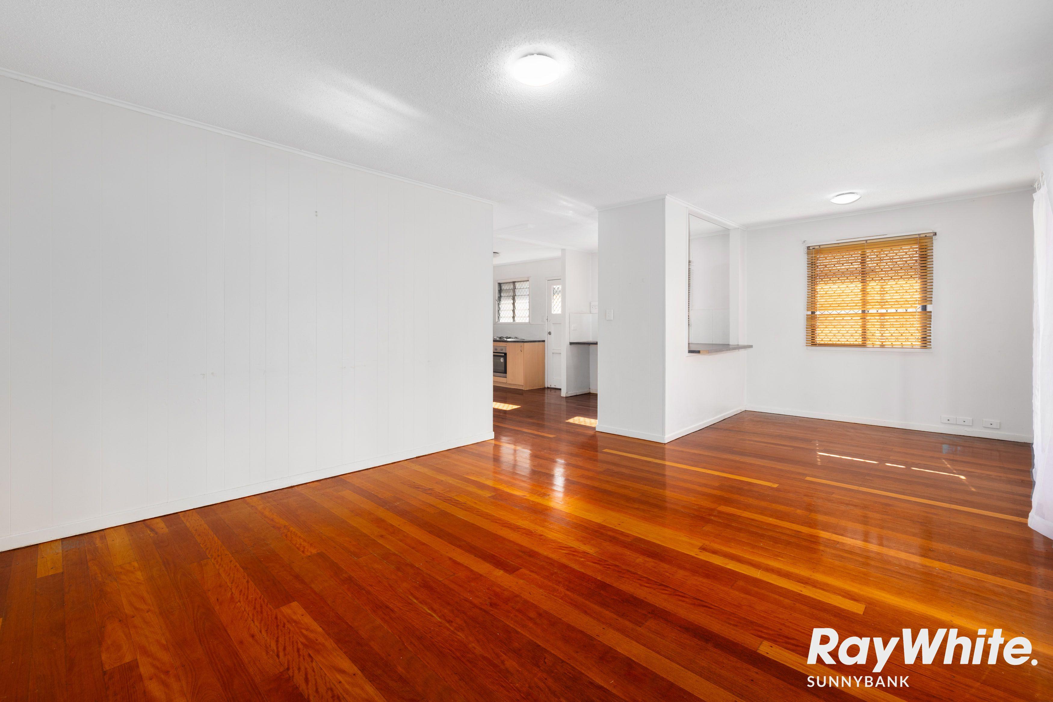 Prop-GPT: 'House: QLD Sunnybank, QLD 4109 Home For Rent'
