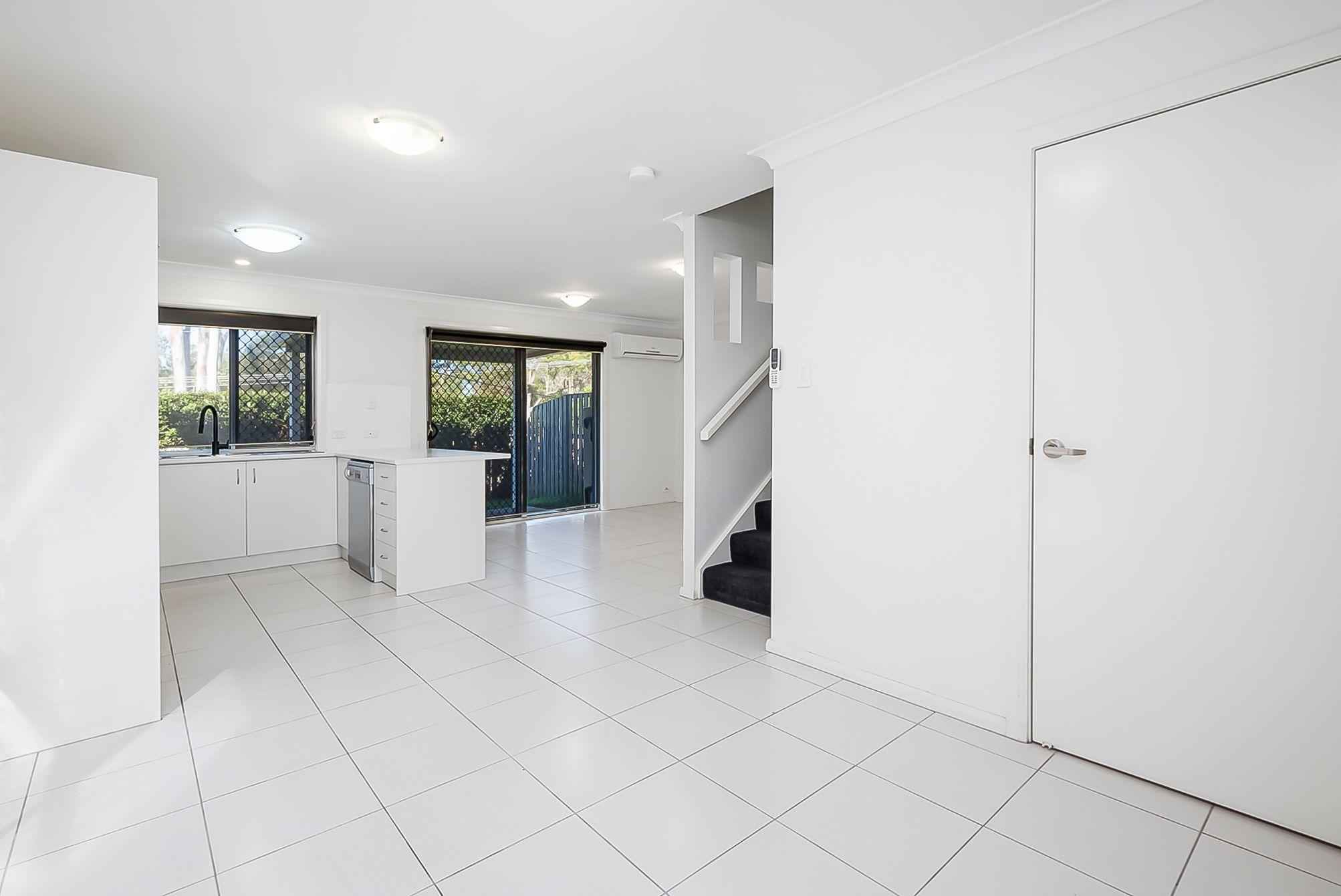 House for Rent: Doolandella, QLD 4077, QLD, 4077