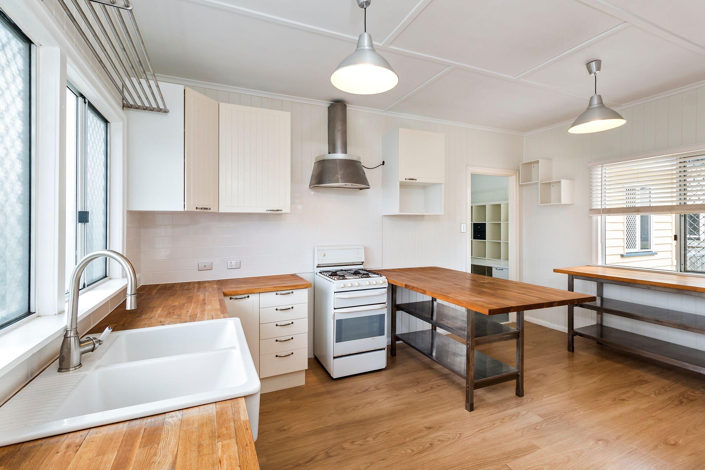 Prop-GPT: House: QLD Stafford, QLD 4053 Home For Rent