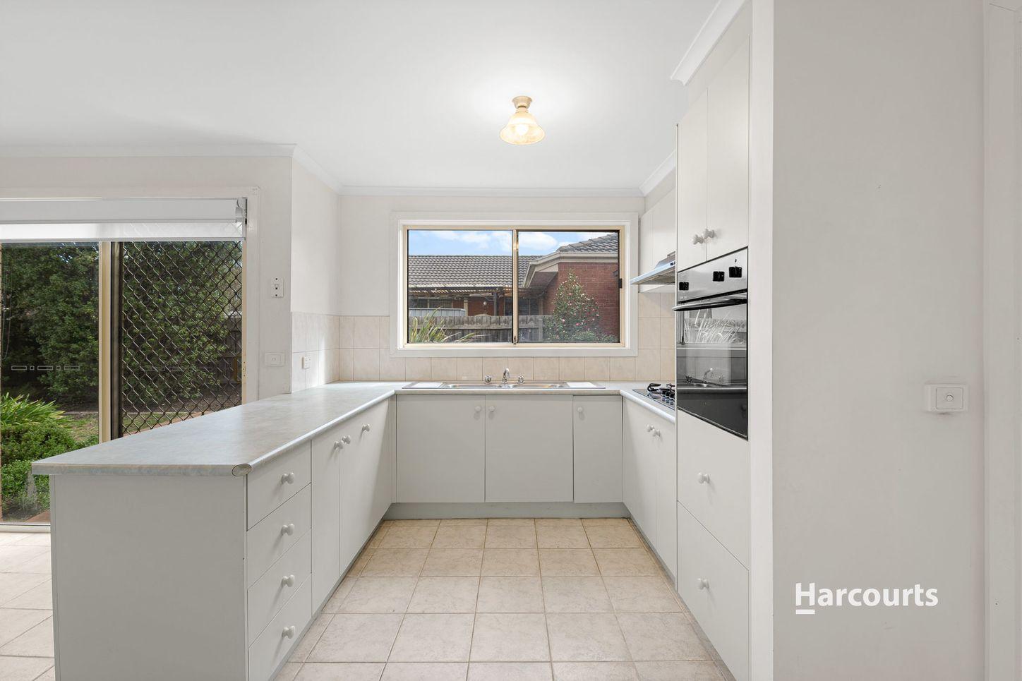 17 Bristol Mews, Craigieburn, VIC 3064 - House for Rent - harcourts.net