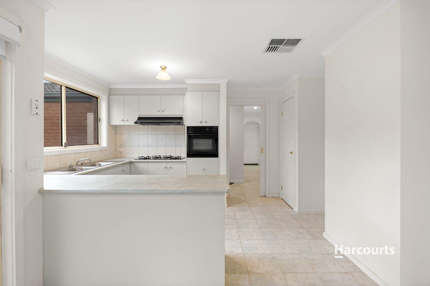 17 Bristol Mews, Craigieburn, VIC 3064 - House for Rent - harcourts.net