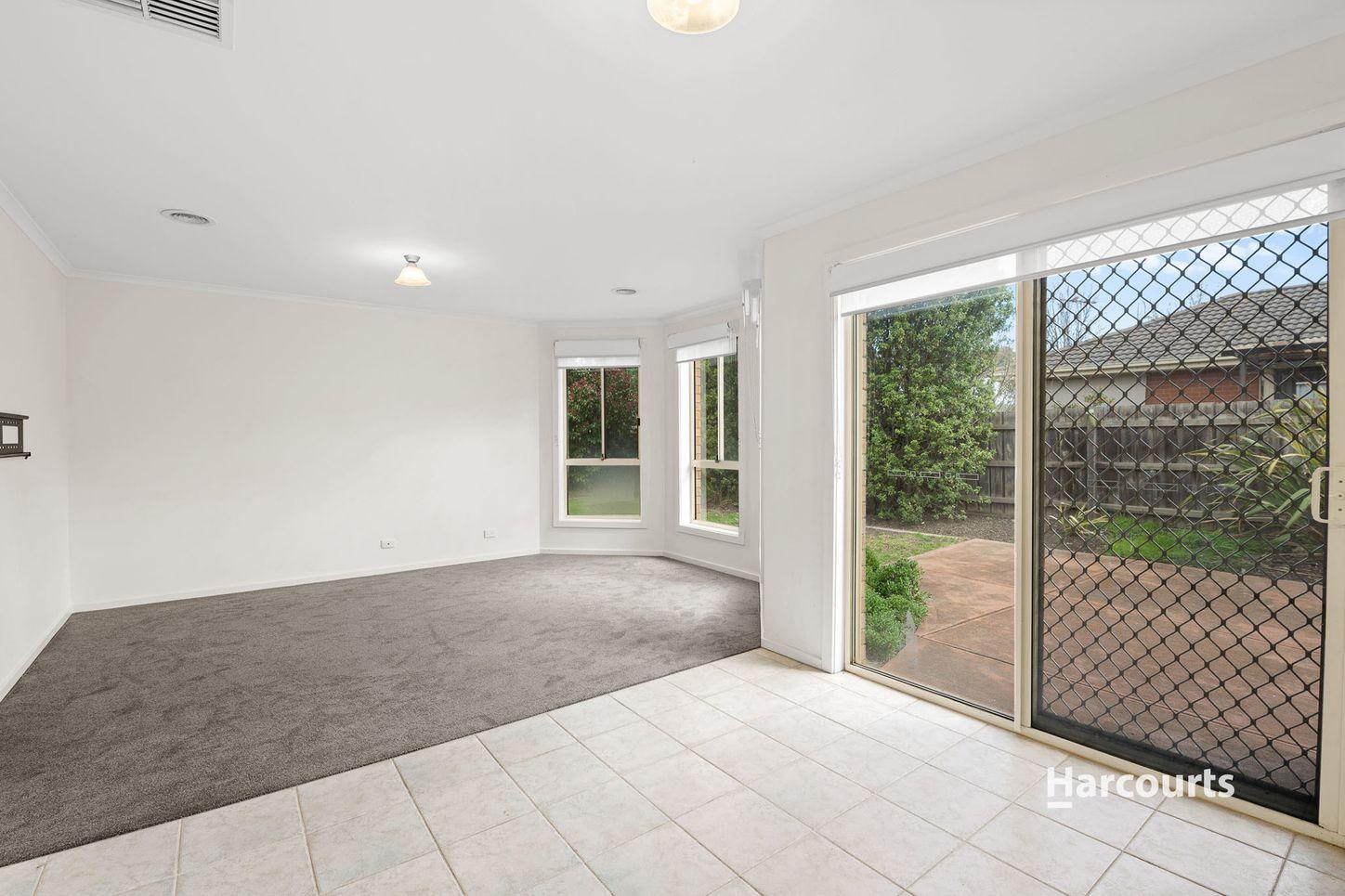 17 Bristol Mews, Craigieburn, VIC 3064 - House for Rent - harcourts.net