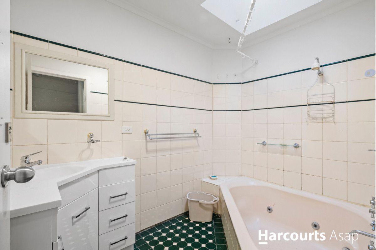 House for Rent: Dandenong North, VIC 3175, VIC, 3175