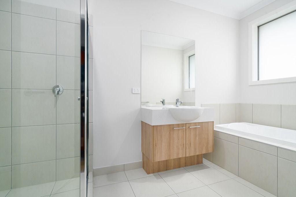 42 Cardamon Street, Armstrong Creek, VIC 3217 - House for Rent - harcourts.net