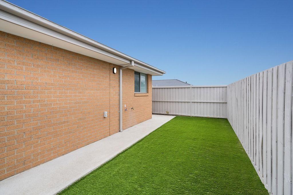 42 Cardamon Street, Armstrong Creek, VIC 3217 - House for Rent - harcourts.net