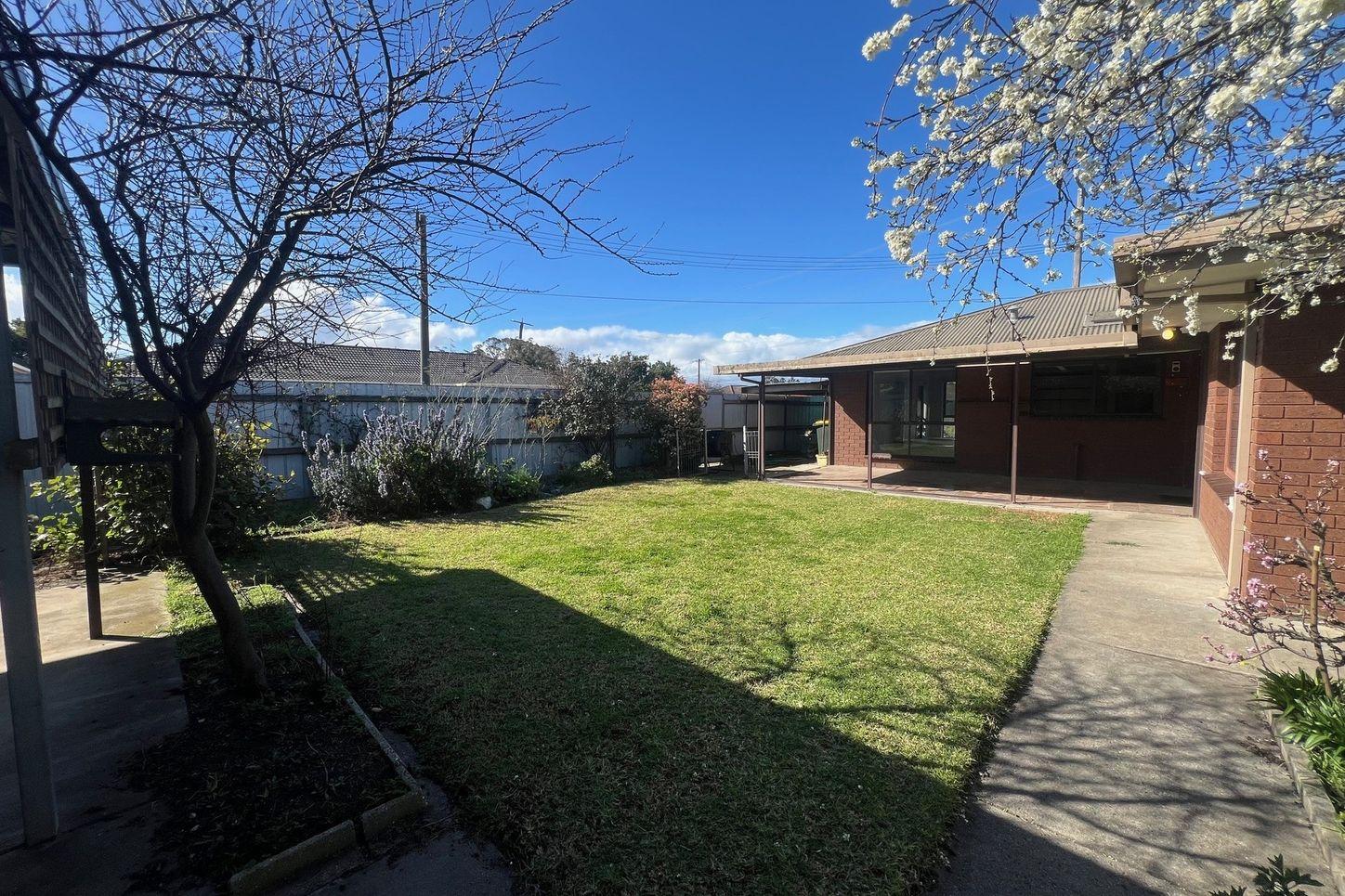House for Rent: Hamlyn Heights, VIC 3215, VIC, 3215