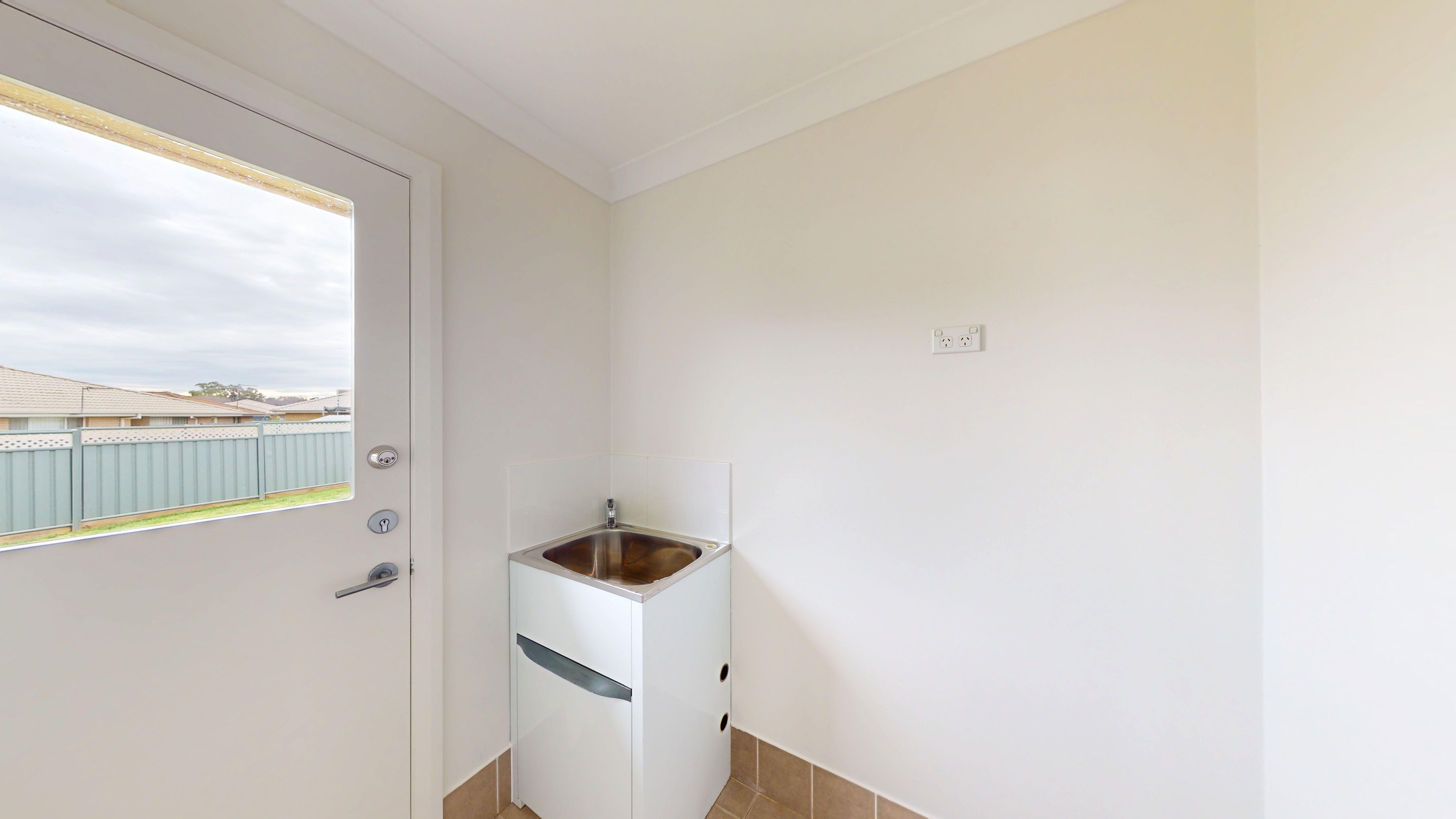House for Rent: Dubbo, NSW 2830, NSW, 2830