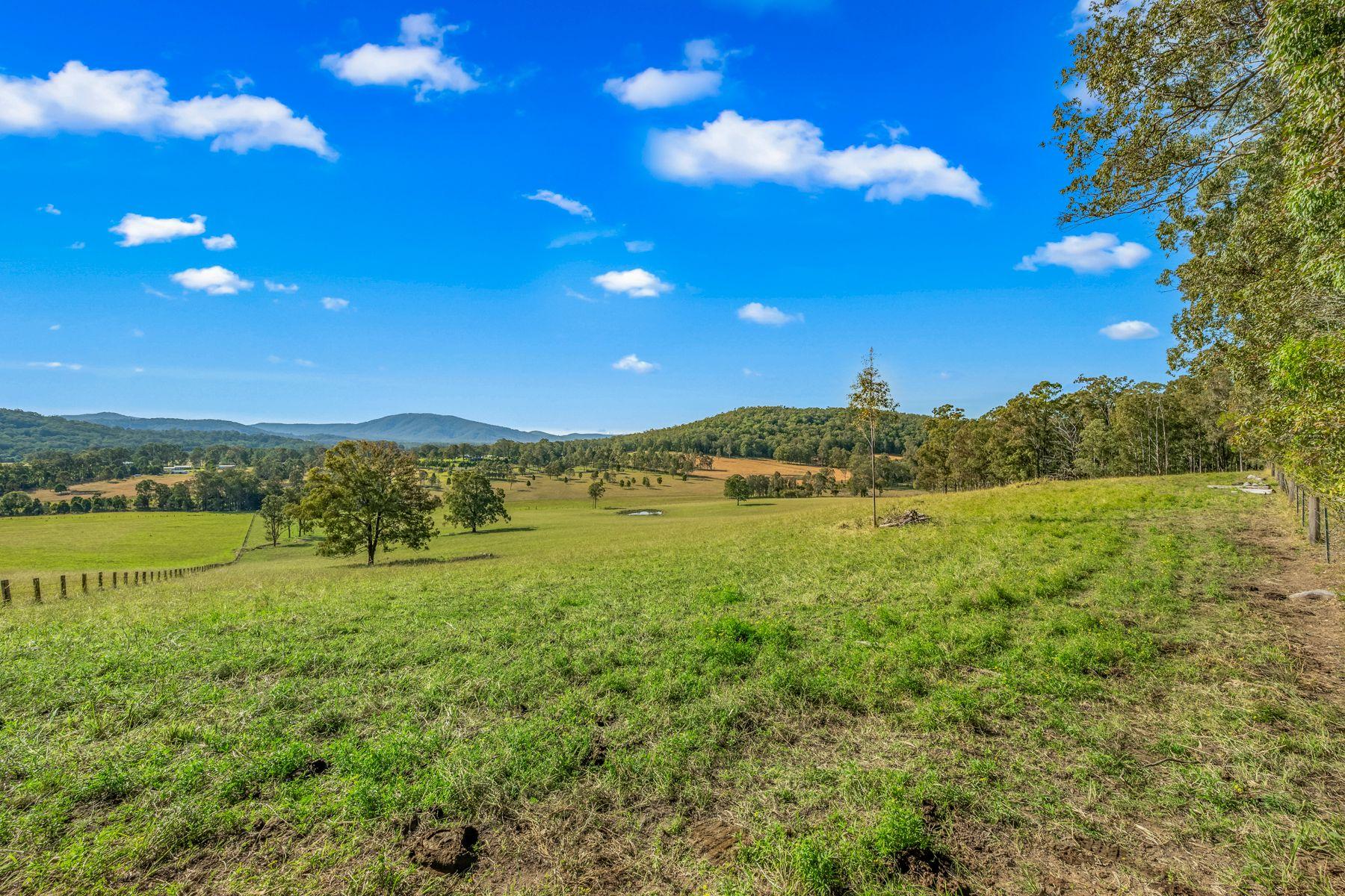 'Bunagunoo Too' - 53.65ha (133ac) Farmland with Endless Potential