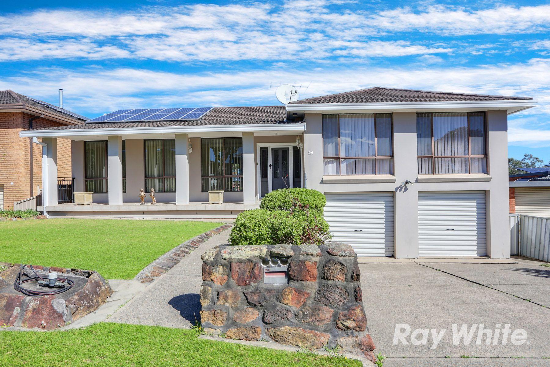 Prop-GPT: House: NSW Colyton, NSW 2760 Home For Rent