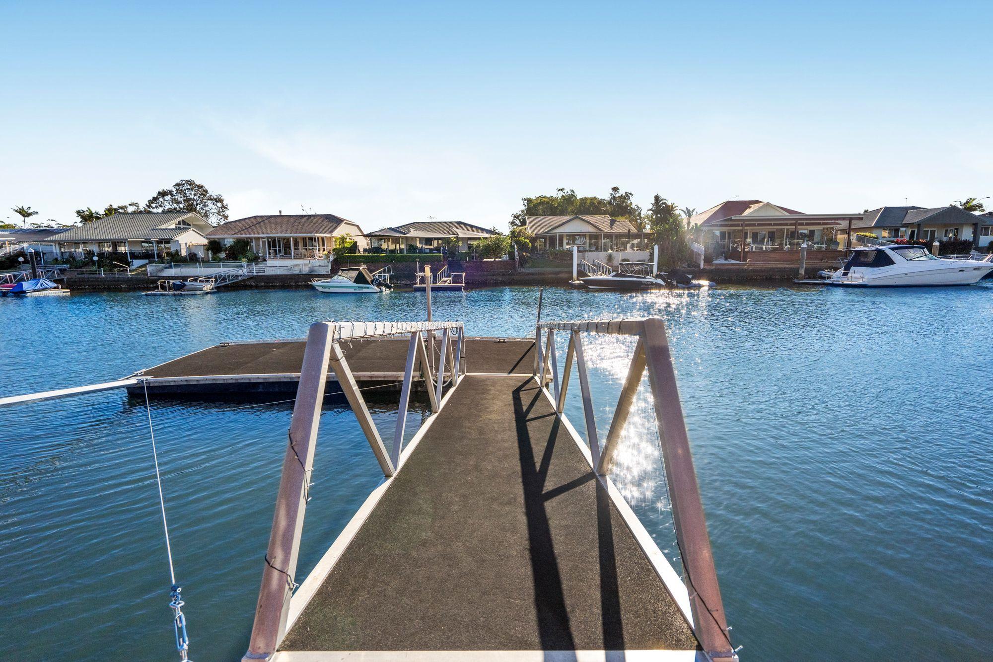 House for Rent: Runaway Bay, QLD 4216, QLD, 4216