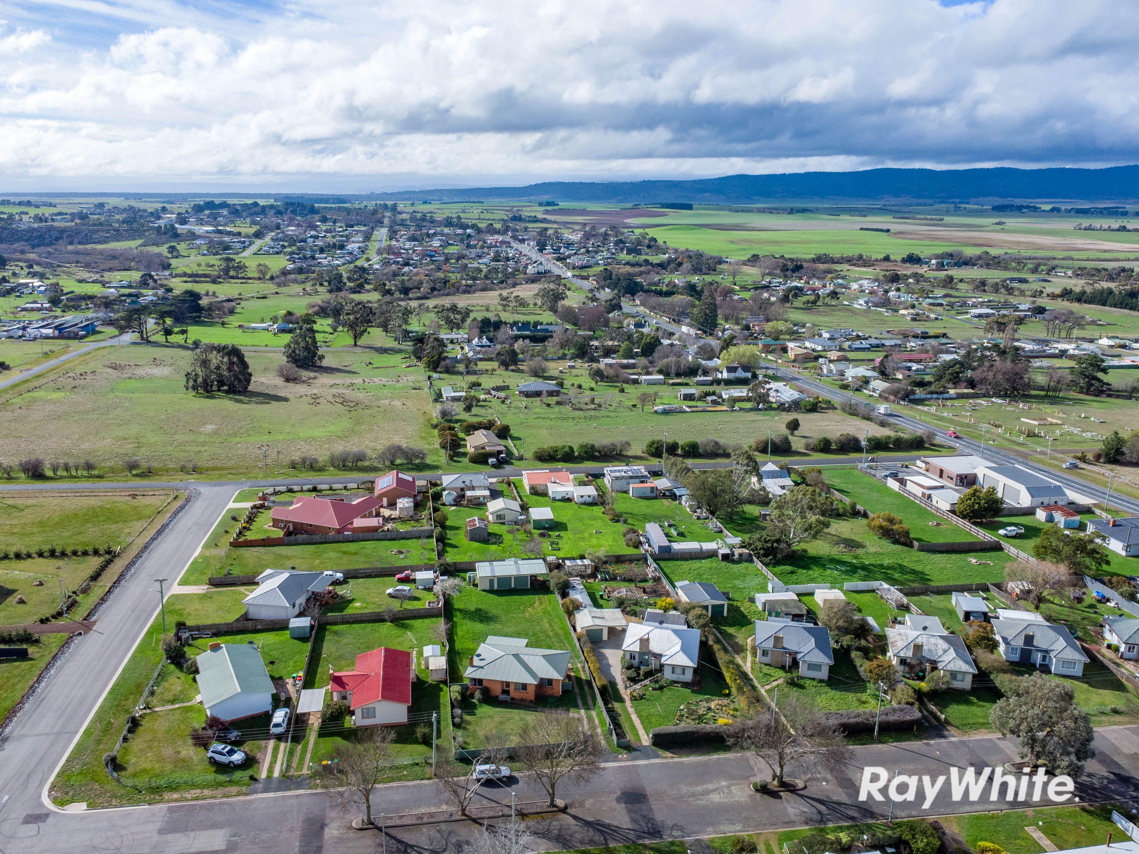 House for Rent: Campbell Town, TAS 7210, TAS, 7210