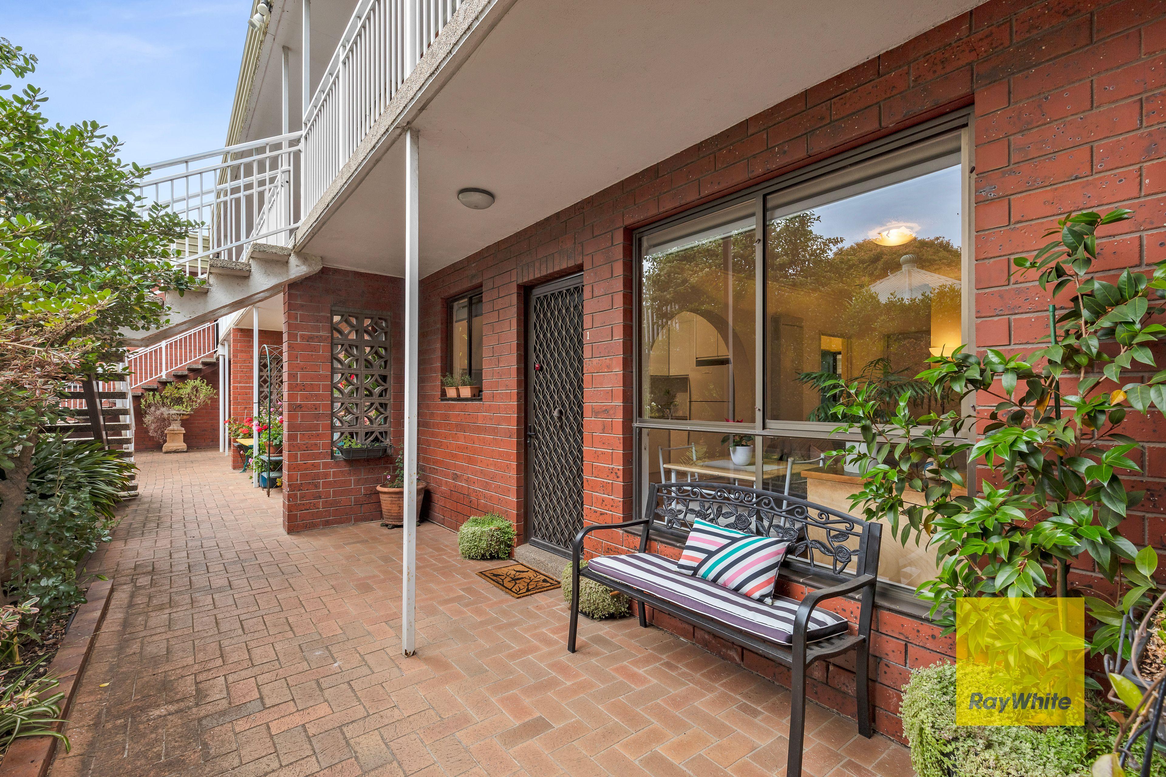 Prop-GPT: Unit: VIC Herne Hill, VIC 3218 Home For Rent