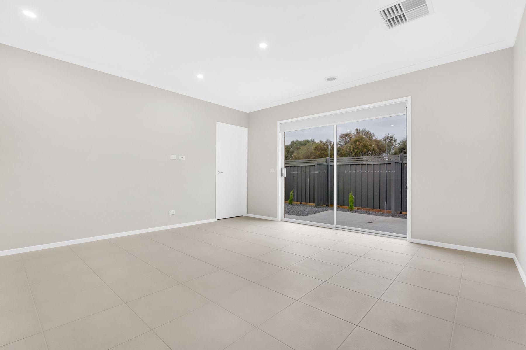 House for Rent: Craigieburn, VIC 3064, VIC, 3064
