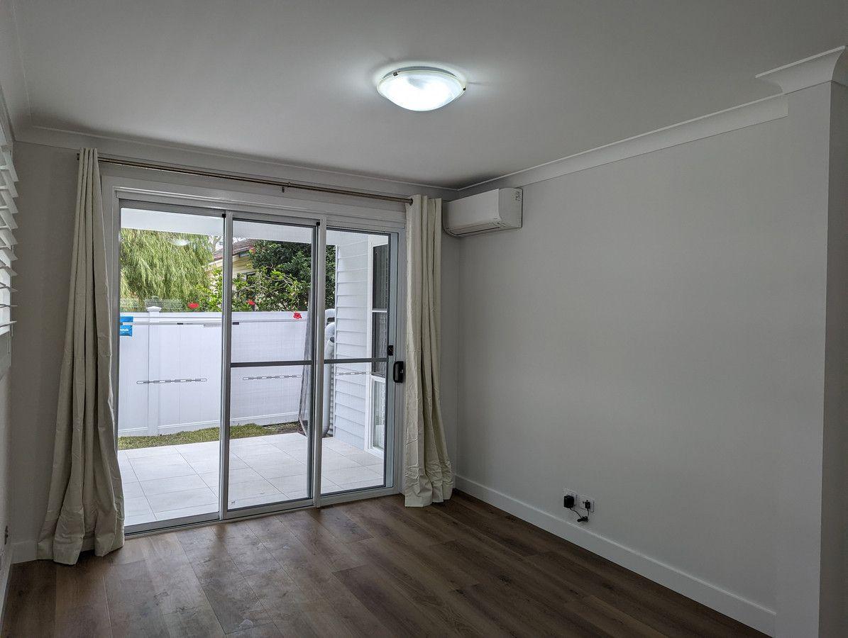 House for Rent: Bateau Bay, NSW 2261, NSW, 2261