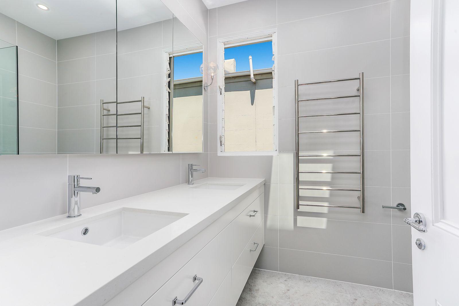 Reimagined Designer Terrace In The Heart Of Paddington Village