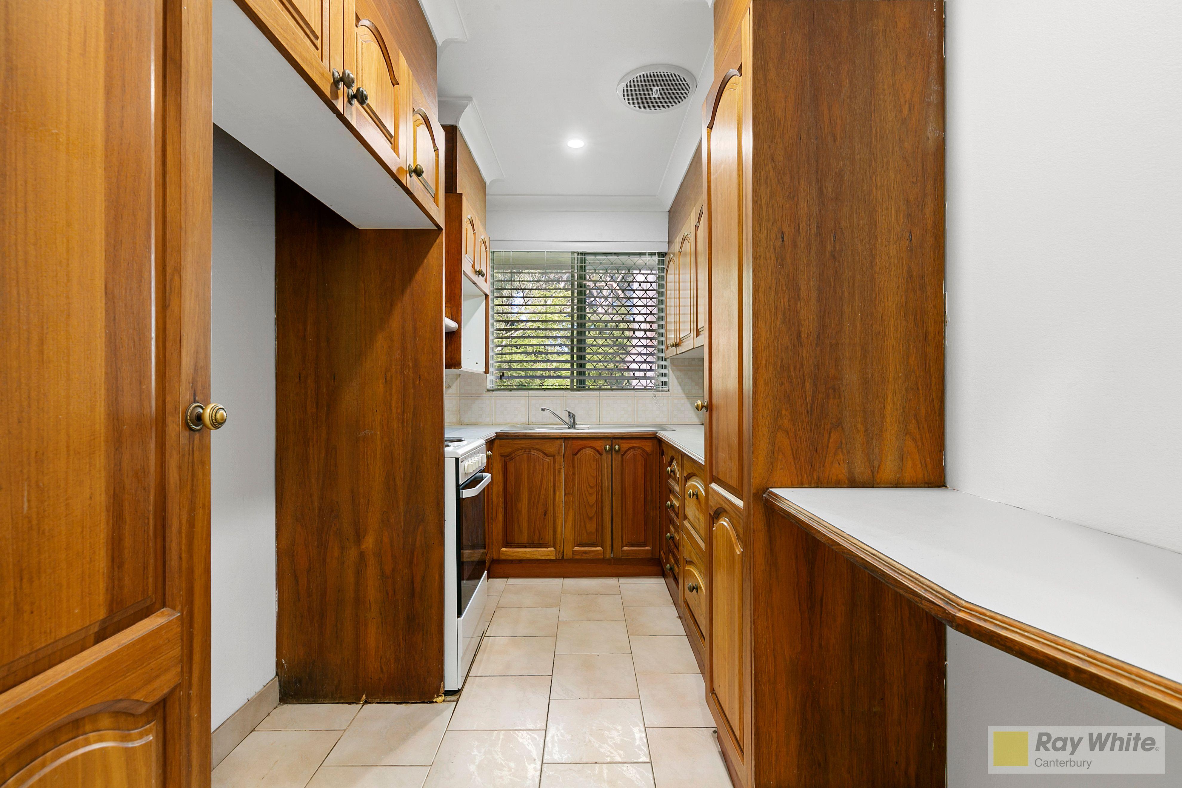 Two Bedroom Apartment in the heart of Lakemba !