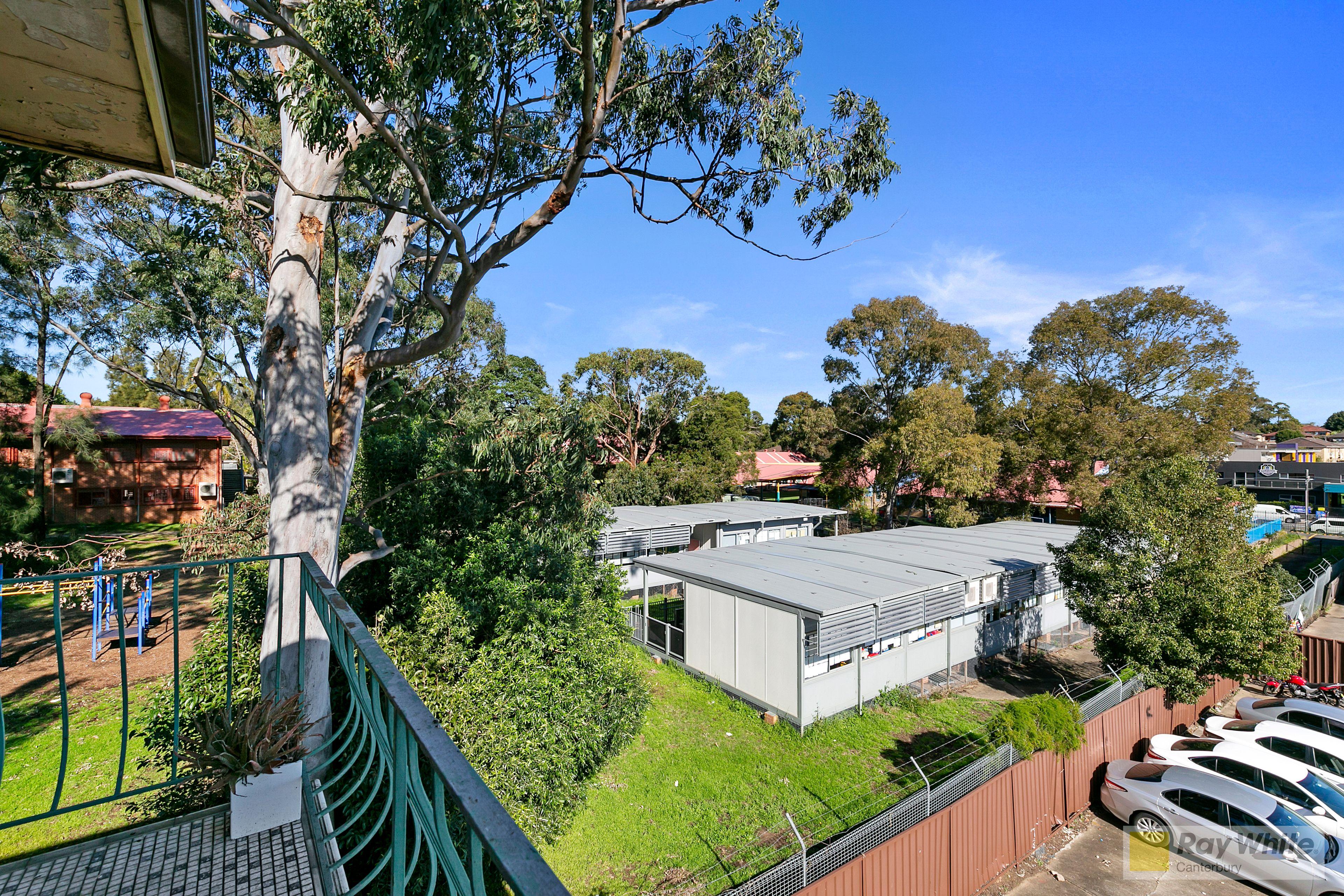 Two Bedroom Apartment in the heart of Lakemba !