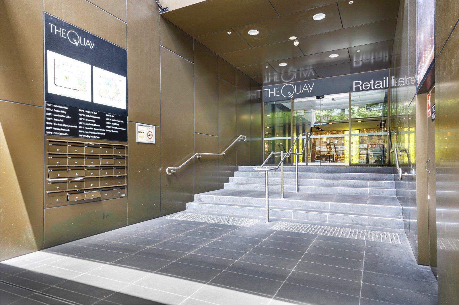 Luxurious Apartment with Three bedrooms in Prime CBD Location