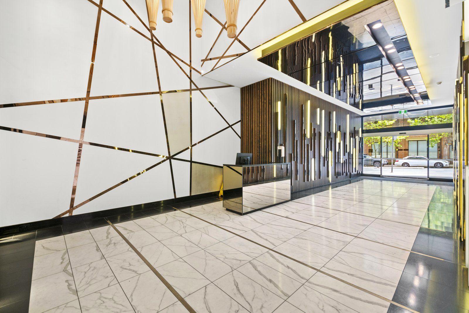 Luxurious Apartment with Three bedrooms in Prime CBD Location