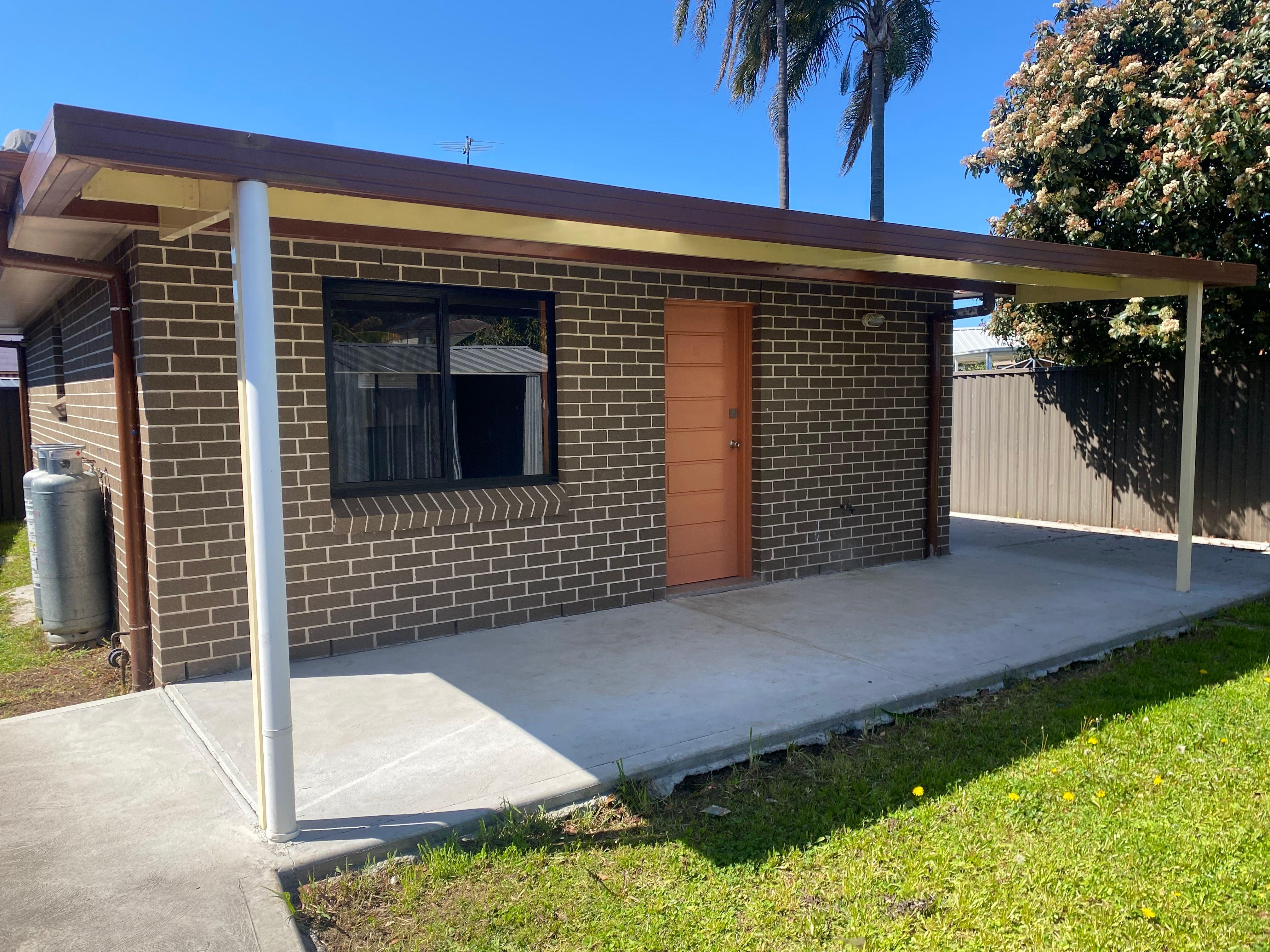 Prop-GPT: Other: NSW Bossley Park, NSW 2176 Home For Rent